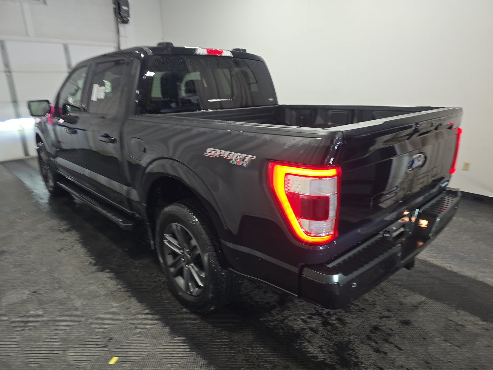 2023 Ford F-150 Lariat AWD