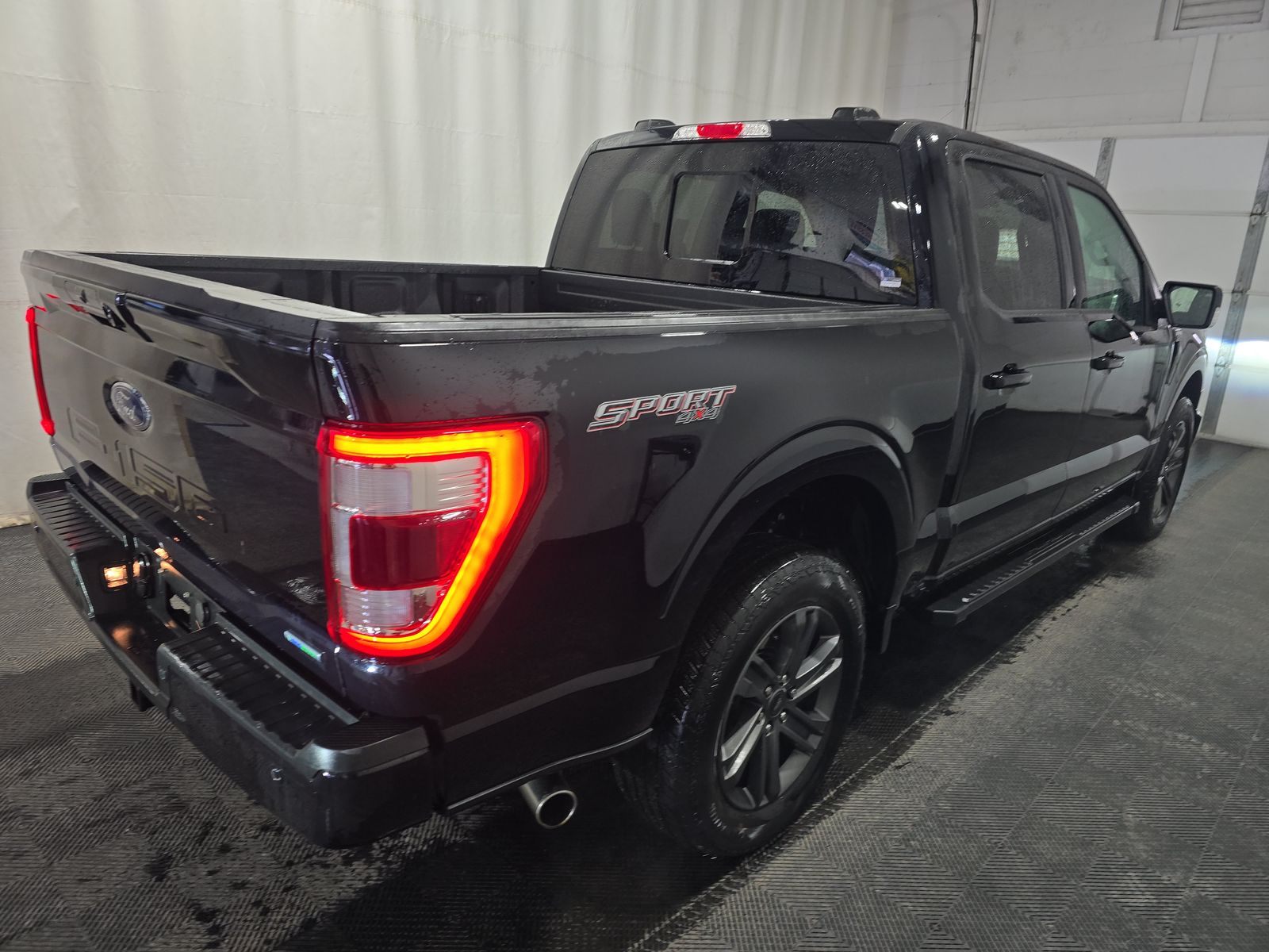 2023 Ford F-150 Lariat AWD