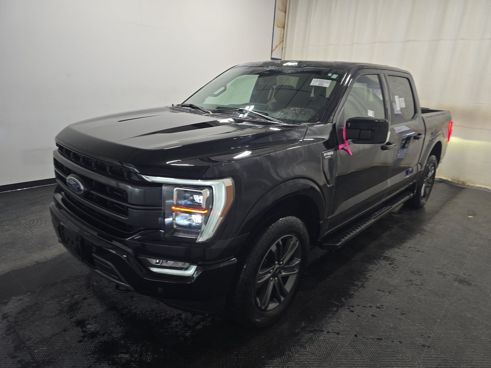 2023 Ford F-150 Lariat AWD