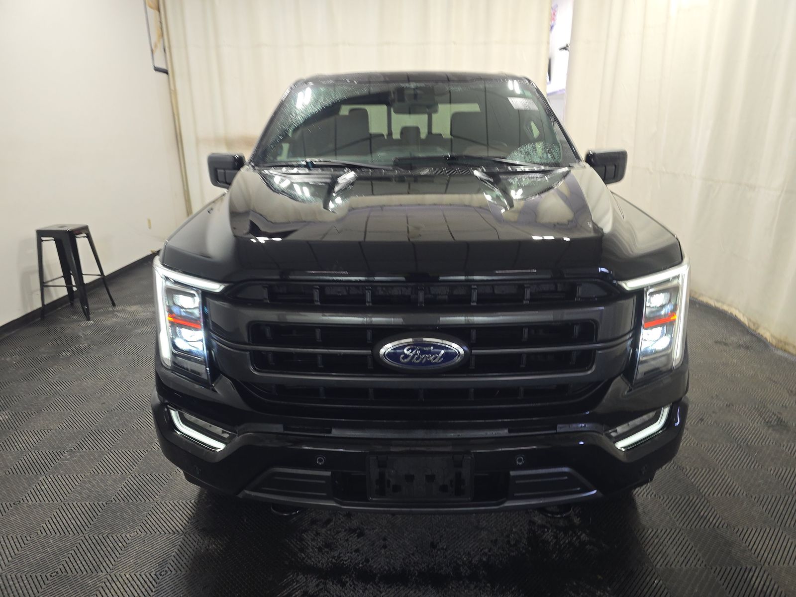 2023 Ford F-150 Lariat AWD