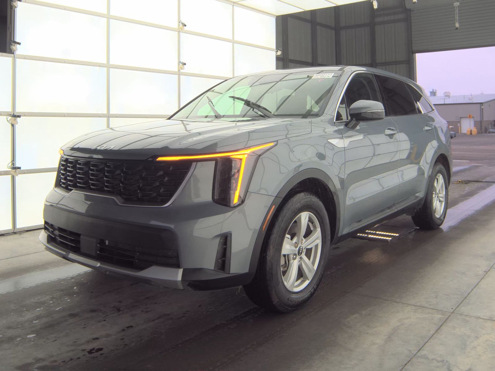 2025 Kia Sorento LX FWD