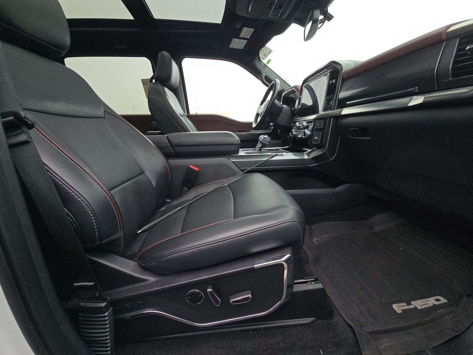 2023 Ford F-150 Lariat AWD