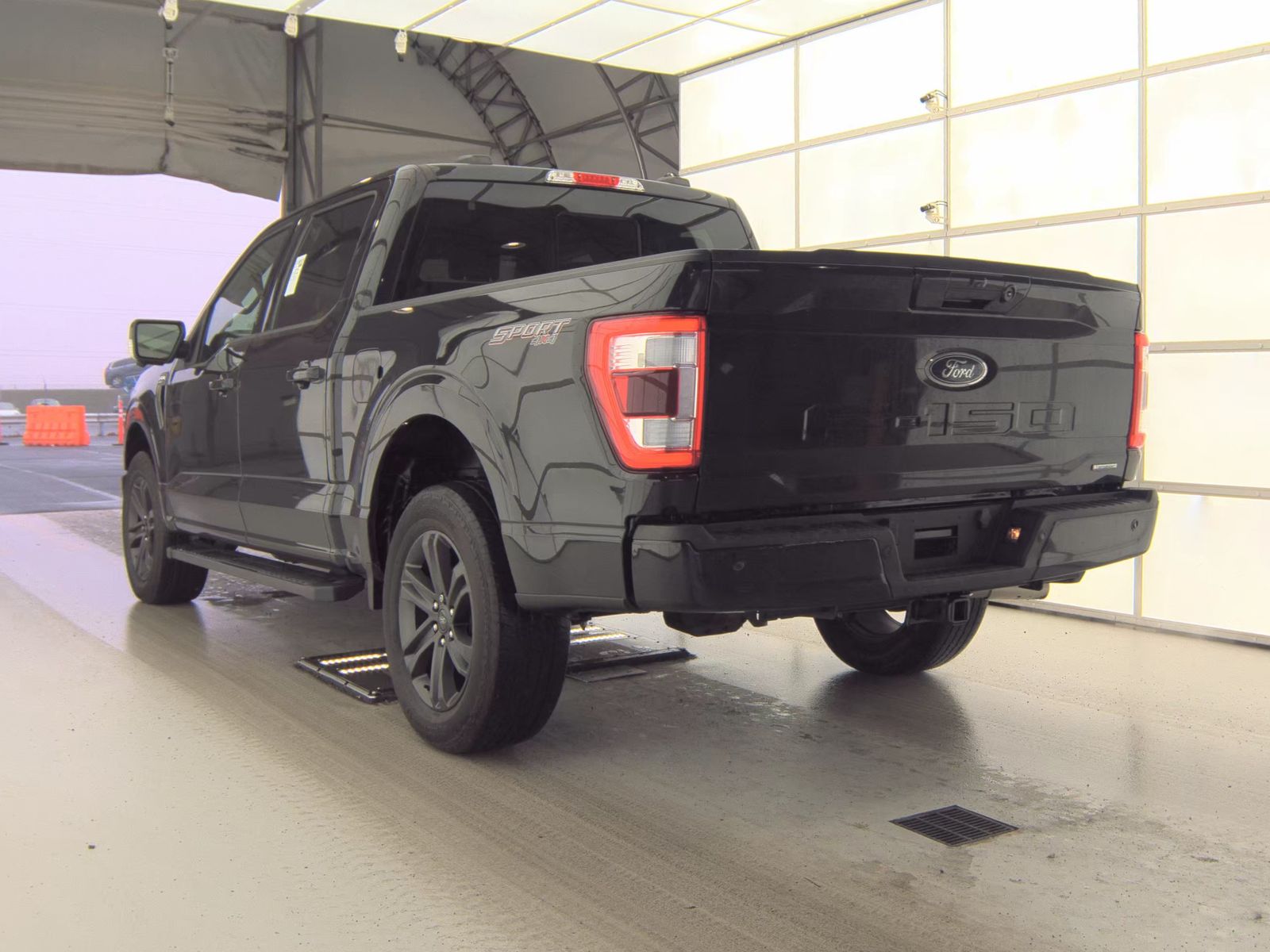 2023 Ford F-150 Lariat AWD