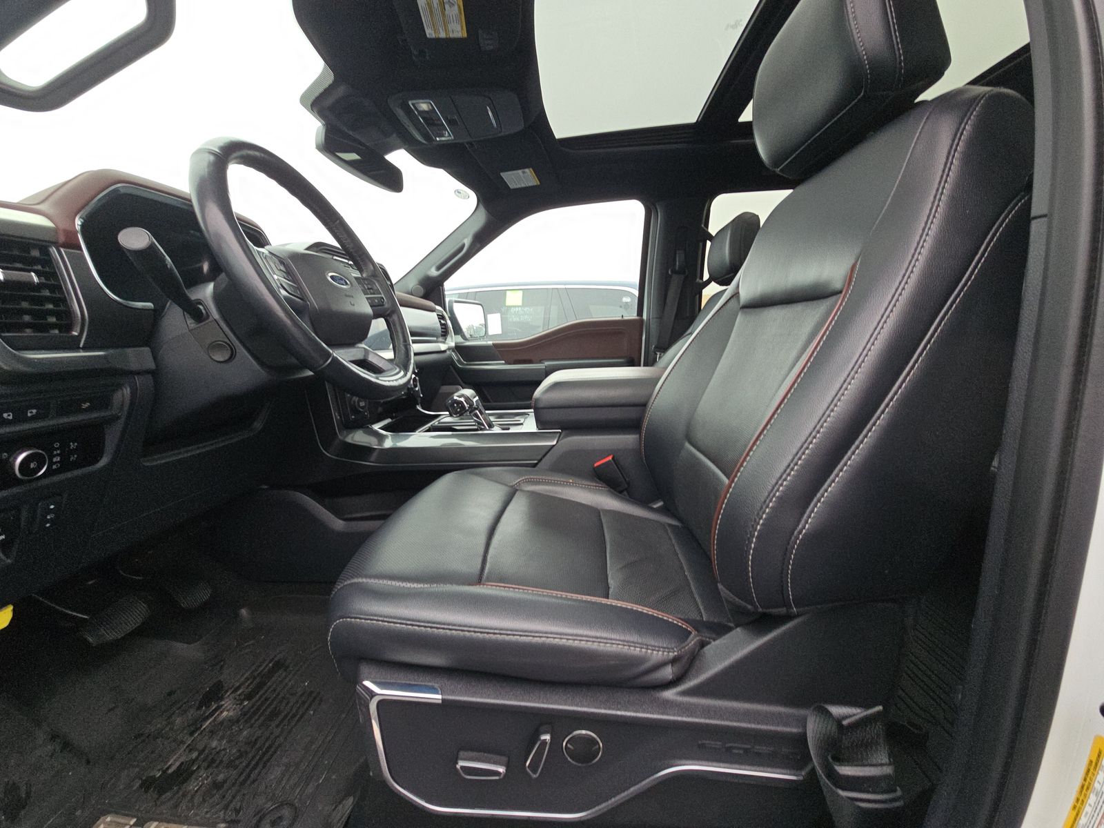 2023 Ford F-150 Lariat AWD