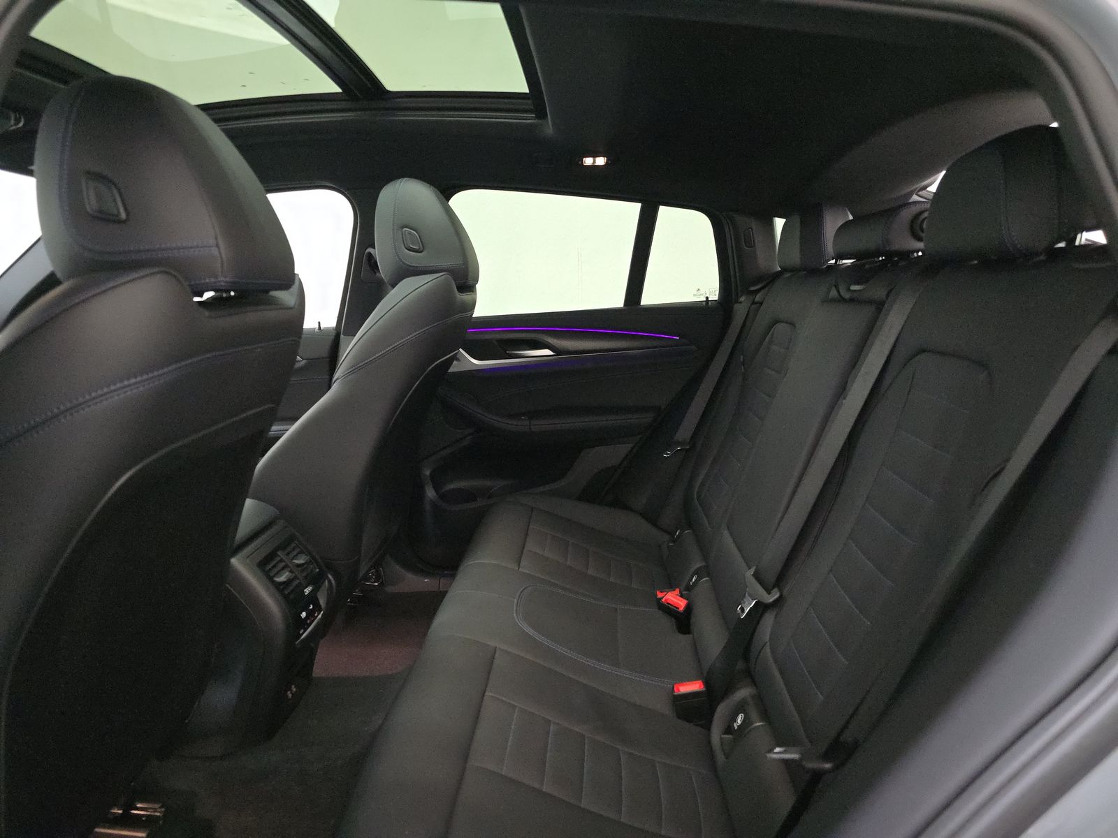 2022 BMW X4 M40i AWD