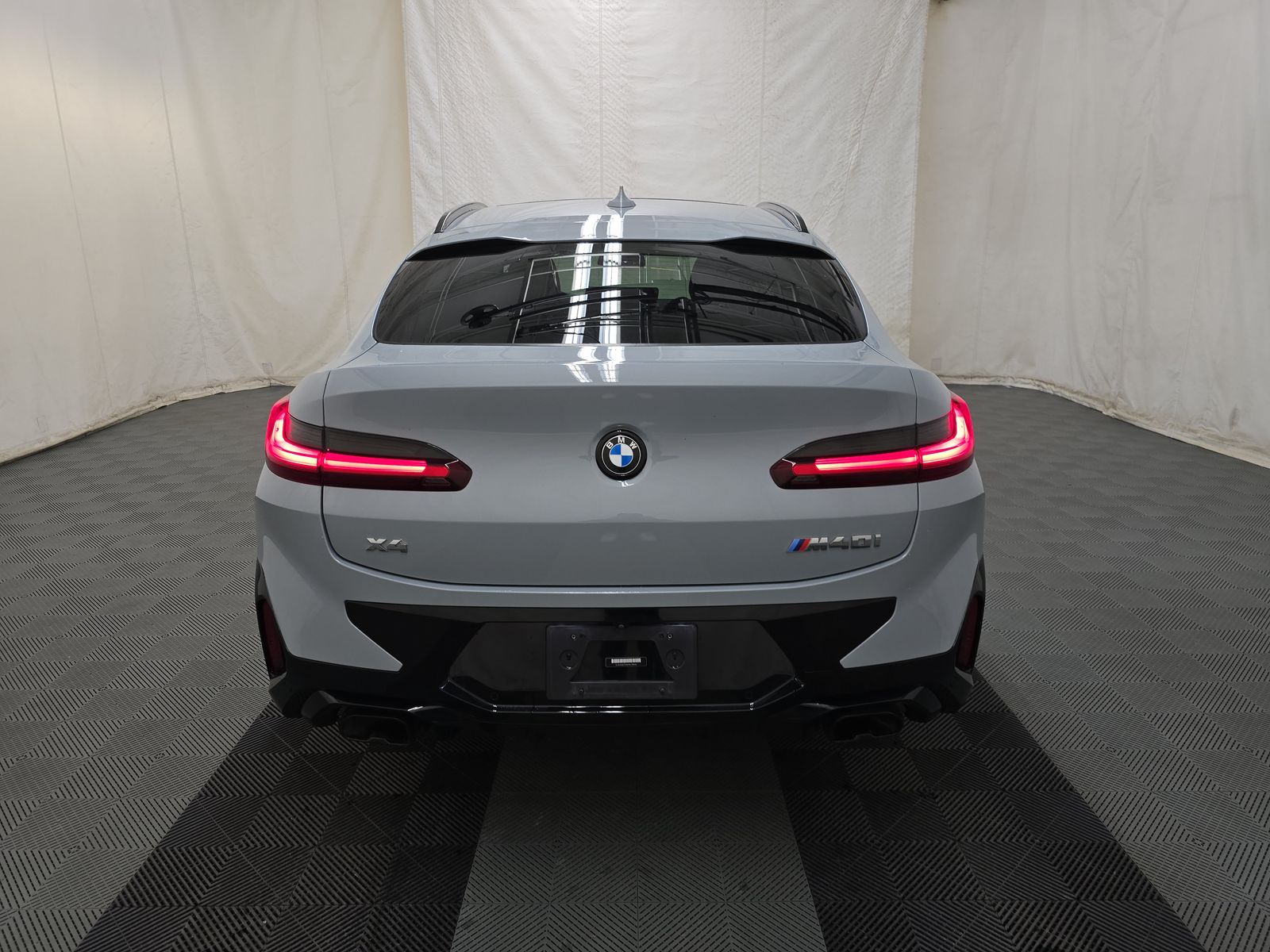 2022 BMW X4 M40i AWD