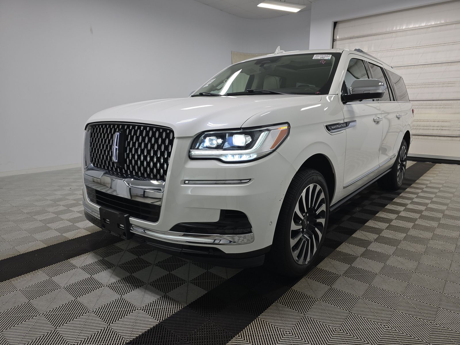 2023 Lincoln Navigator L Black Label AWD