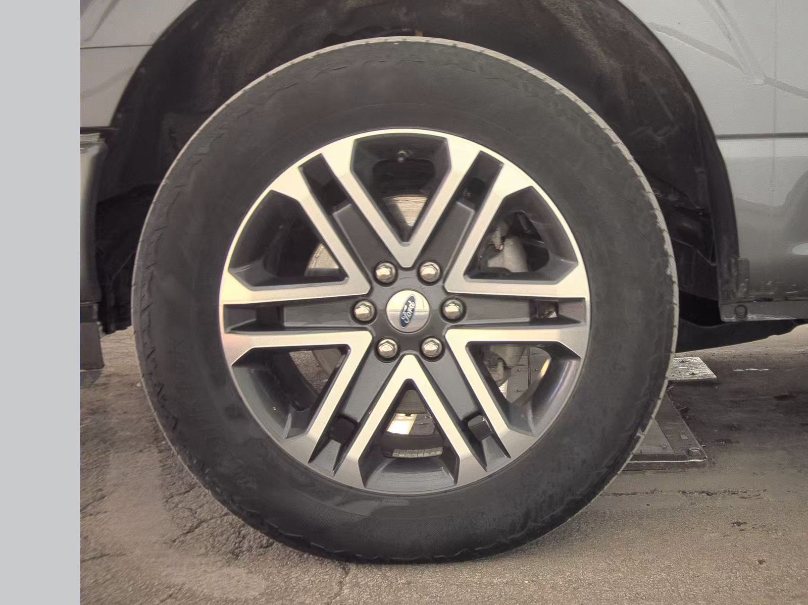 2022 Ford F-150 XL AWD