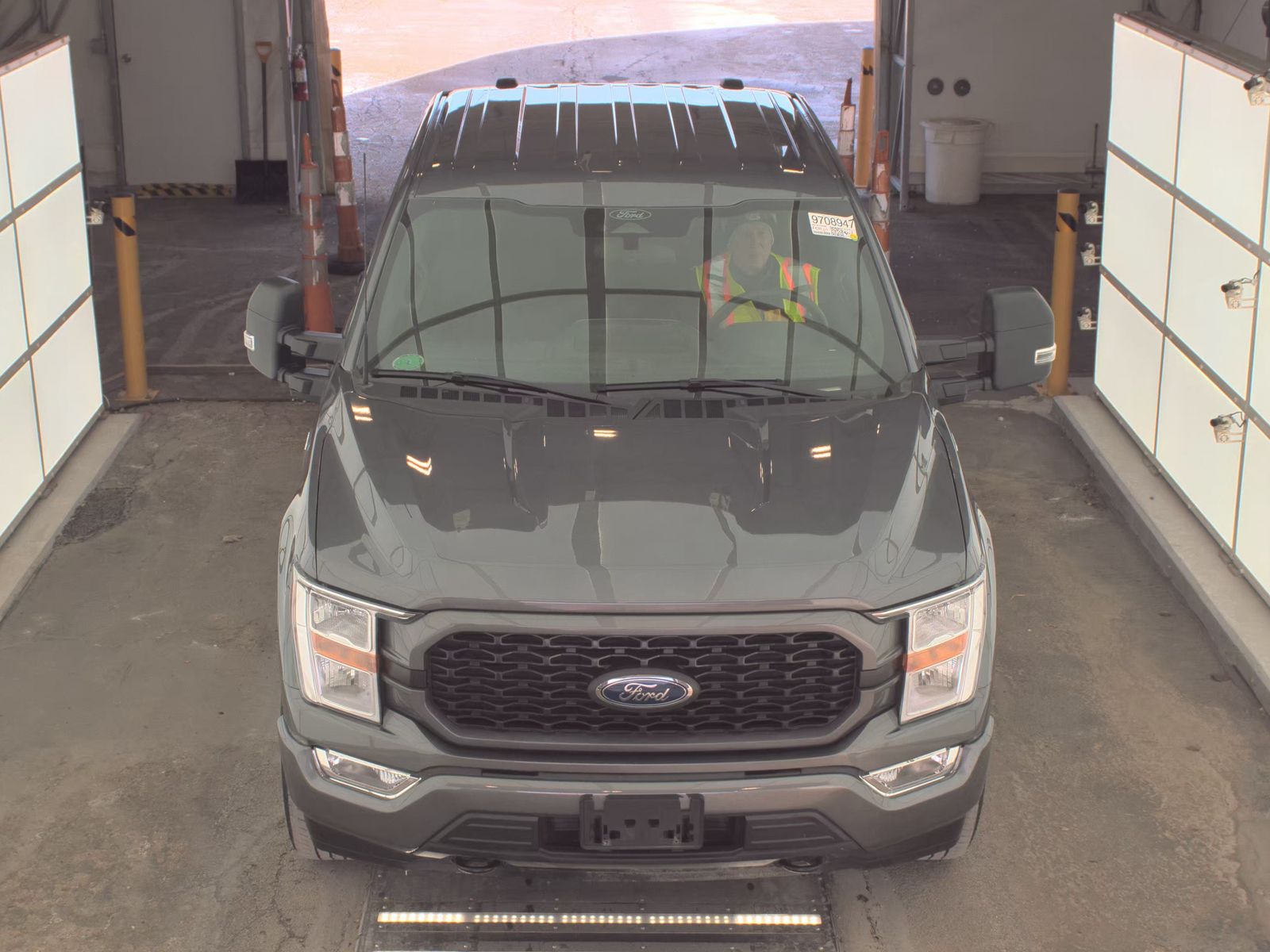 2022 Ford F-150 XL AWD