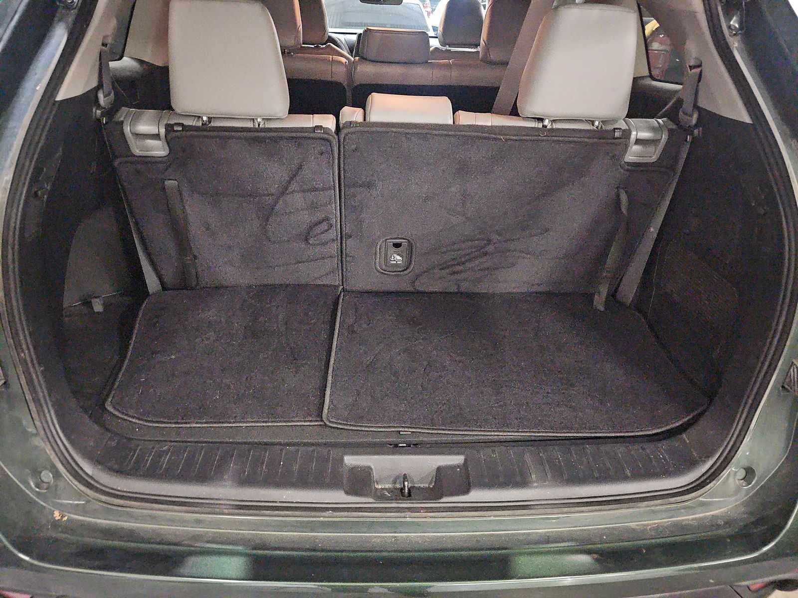 2023 Toyota Highlander XLE FWD