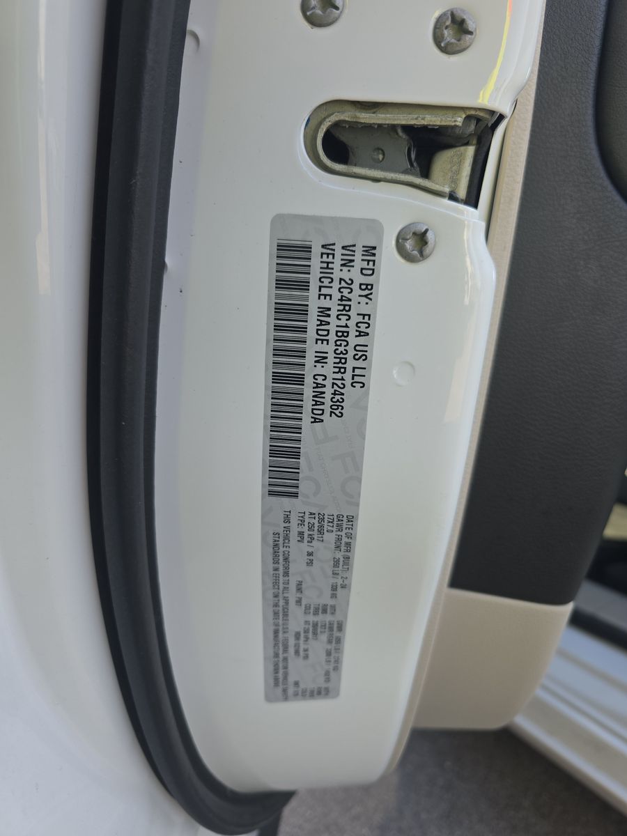 2024 Chrysler Pacifica Touring L FWD