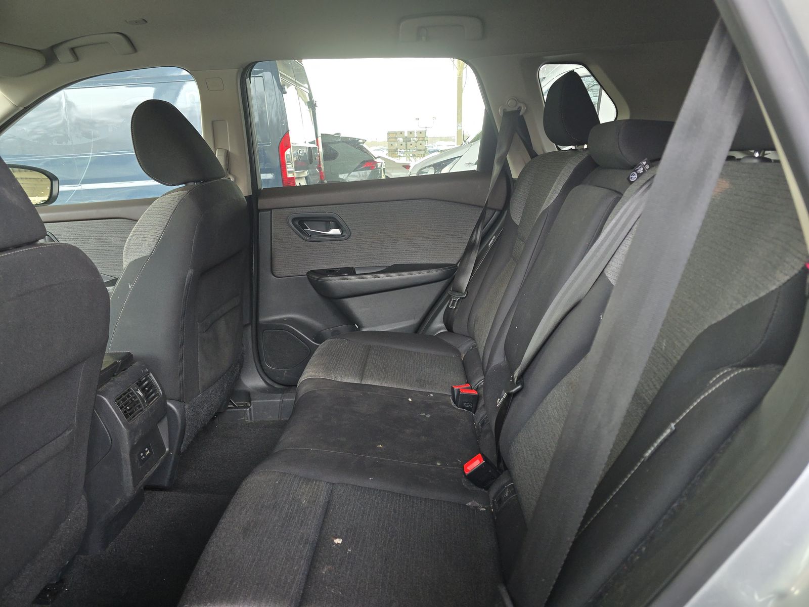 2022 Nissan Rogue SV FWD