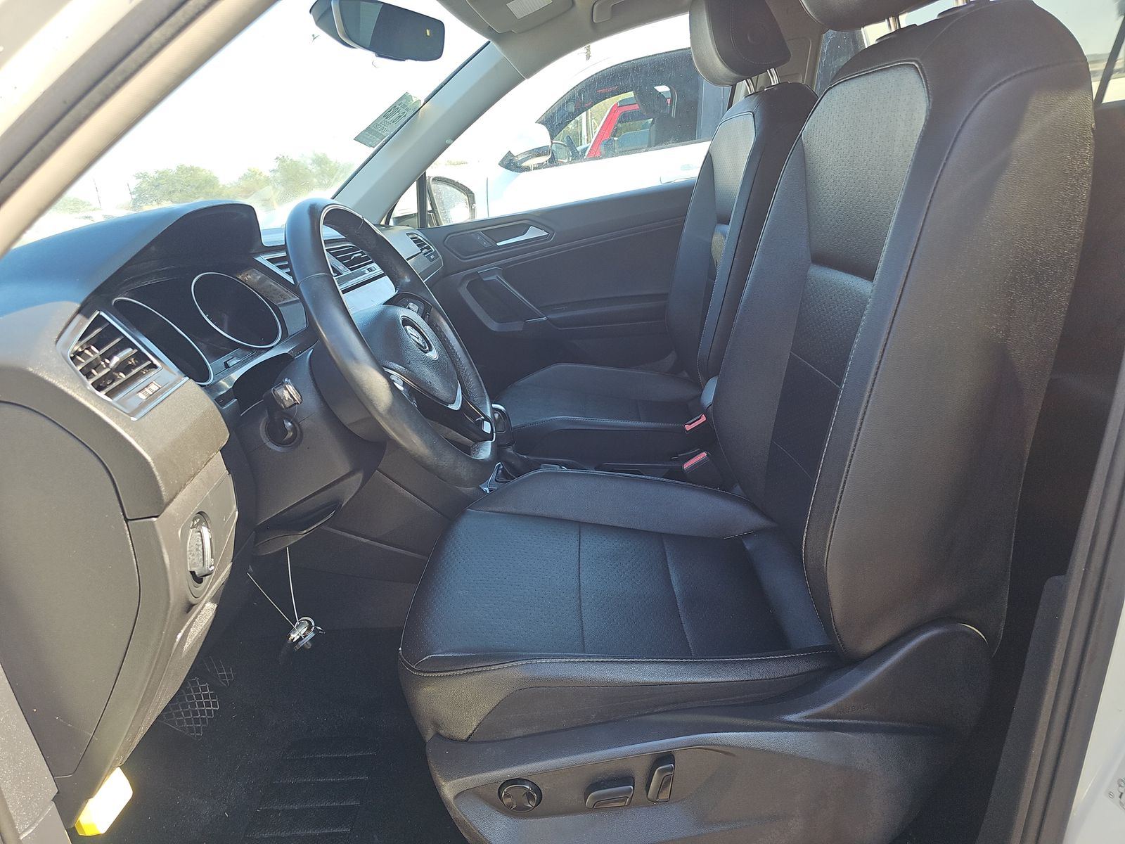 2020 Volkswagen Tiguan 2.0T SE AWD