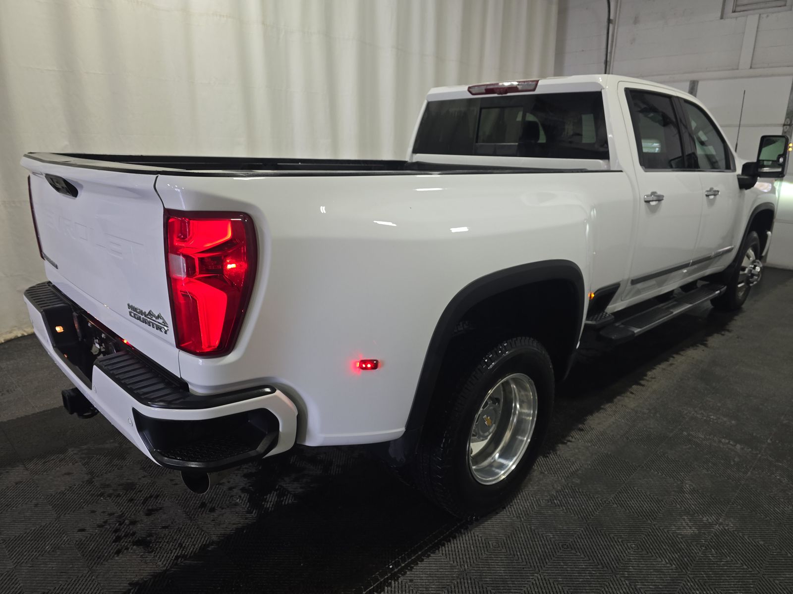 2024 Chevrolet Silverado 3500HD High Country AWD