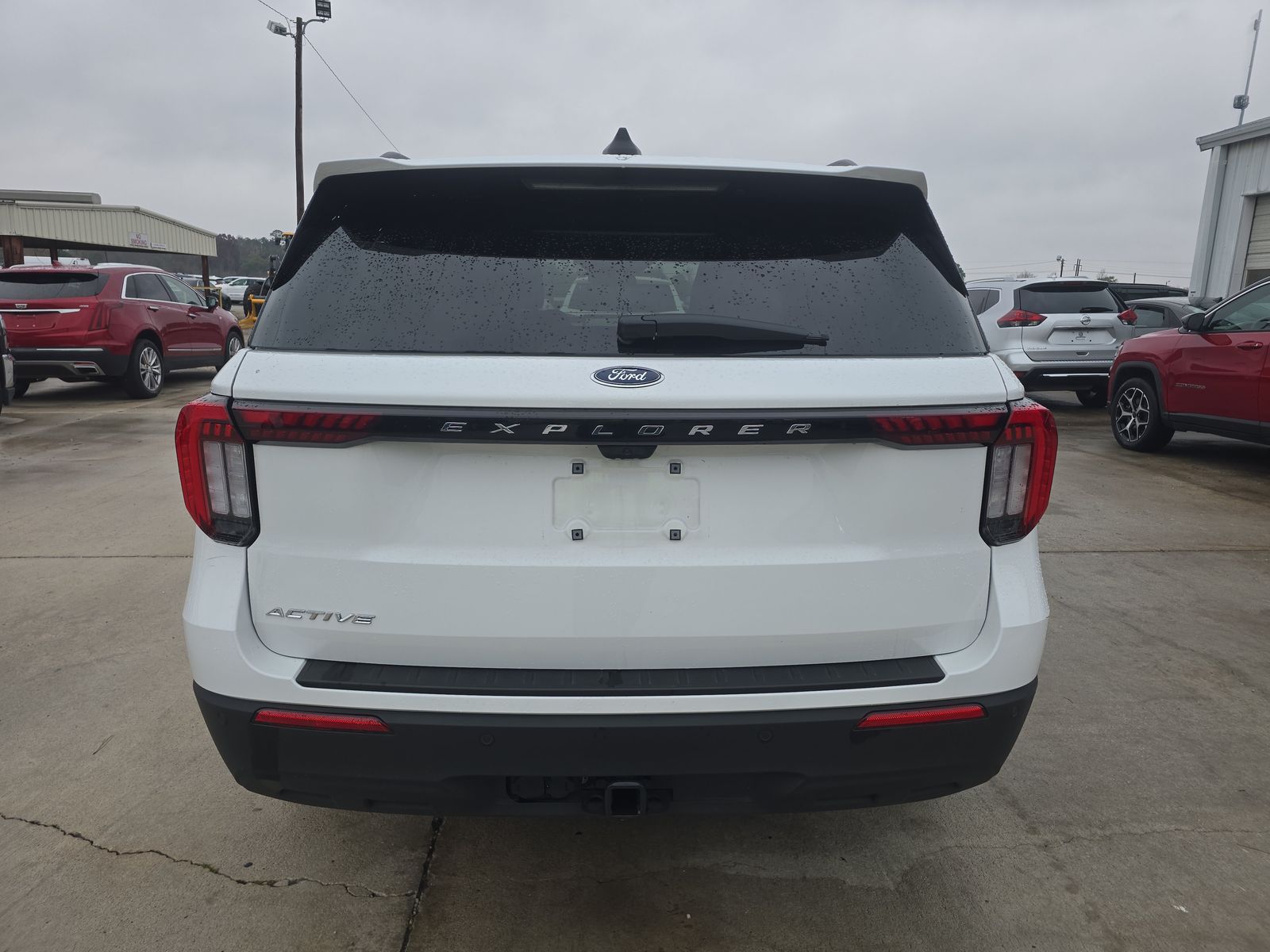 2025 Ford Explorer Active RWD