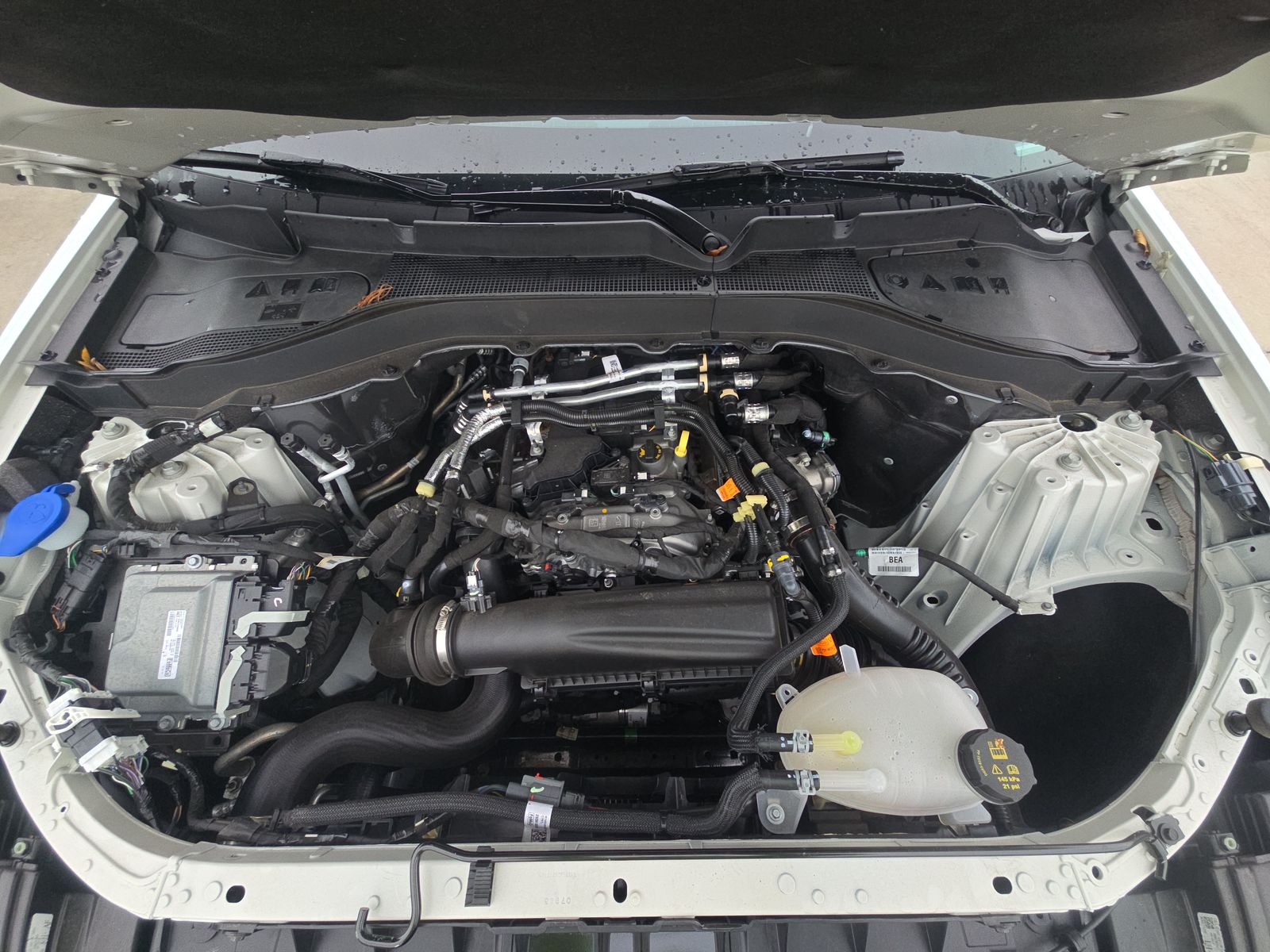 2025 Ford Explorer Active RWD