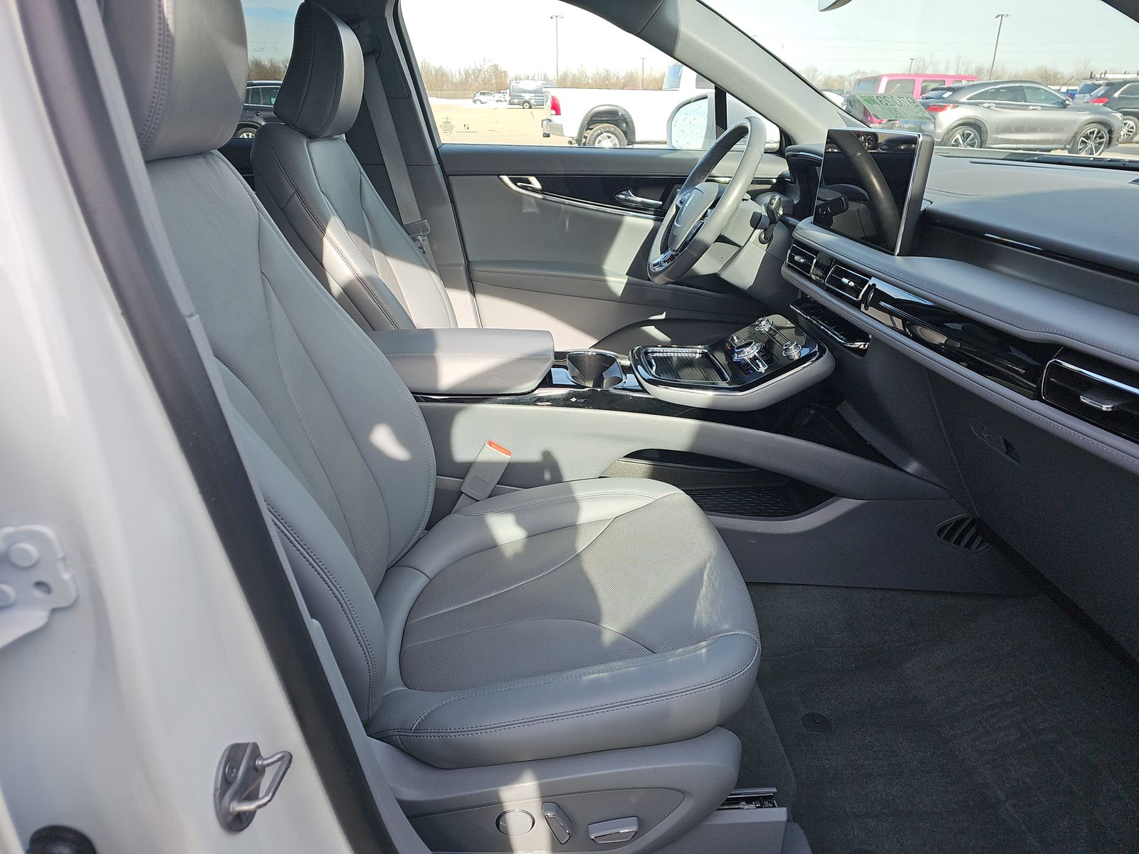 2023 Lincoln Nautilus Reserve FWD