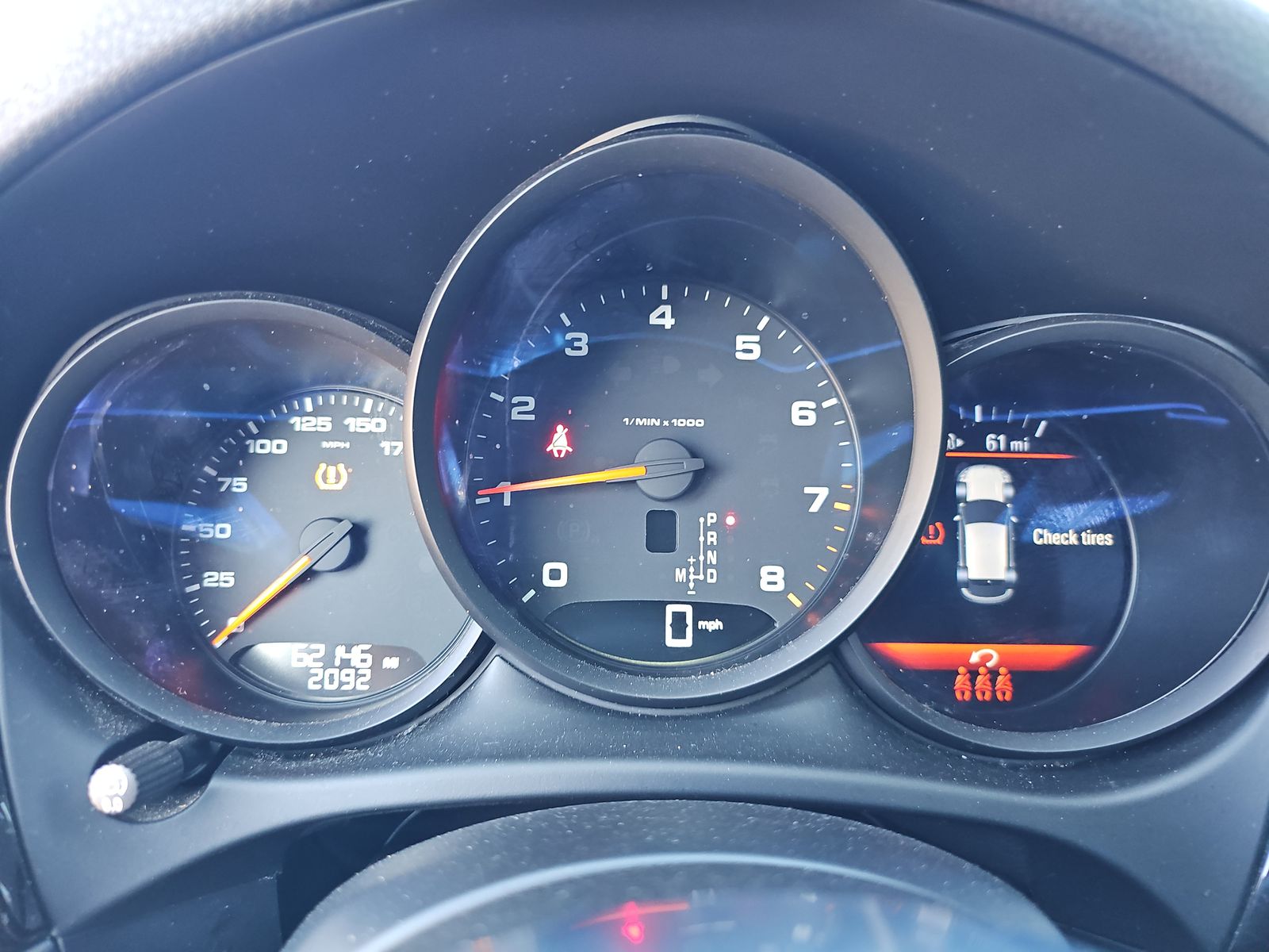 2021 Porsche Macan Base AWD