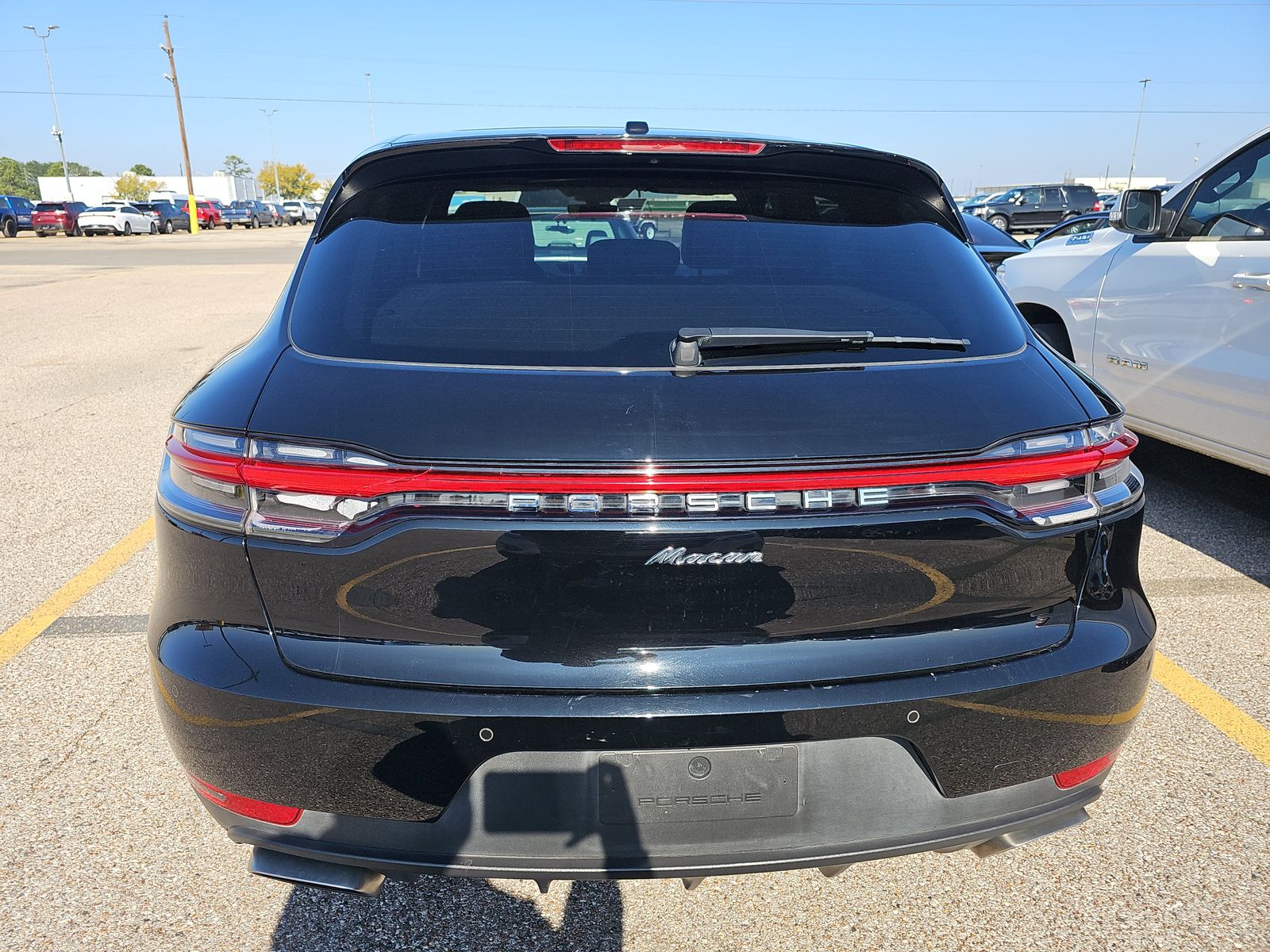 2021 Porsche Macan Base AWD