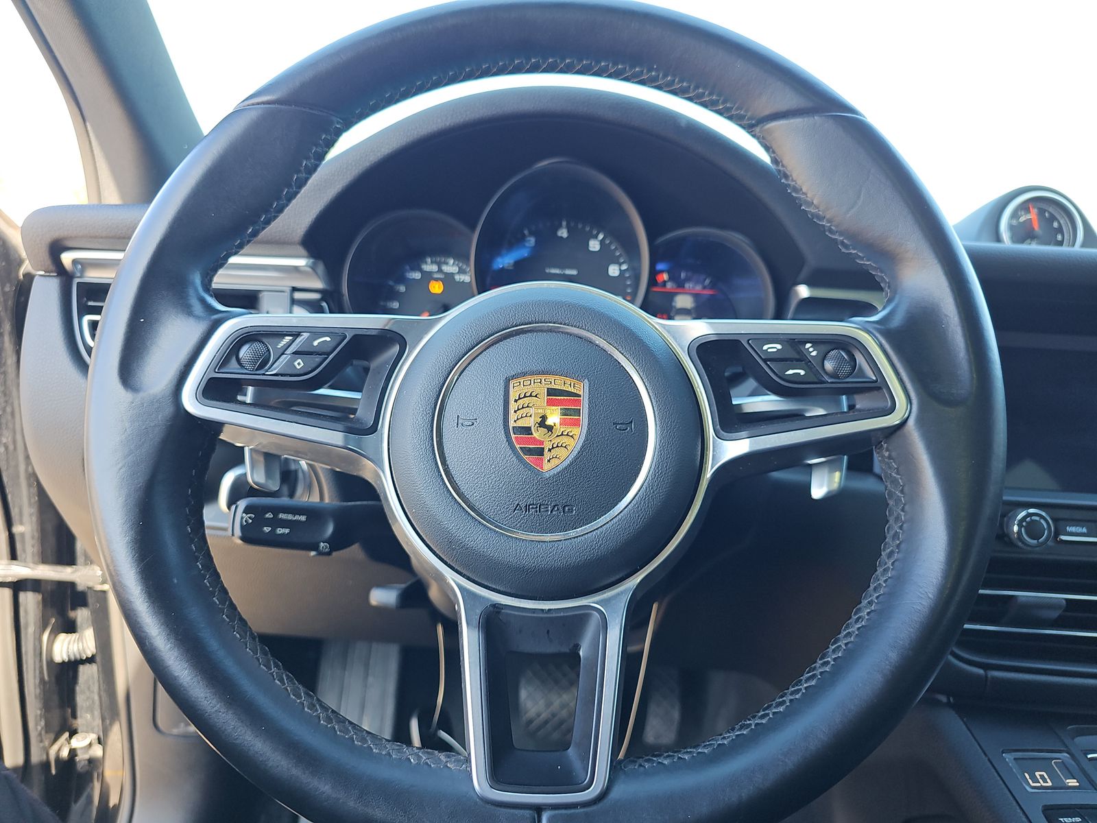 2021 Porsche Macan Base AWD