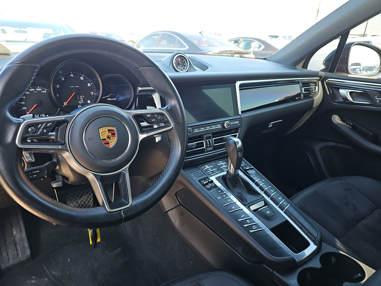 2021 Porsche Macan Base AWD