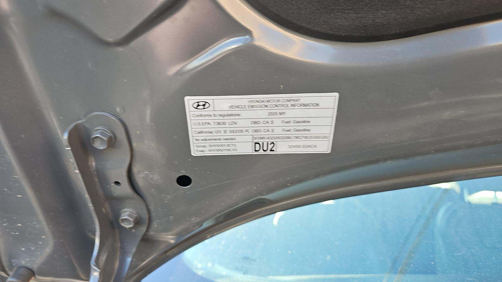 2025 Hyundai Elantra Hybrid Limited FWD