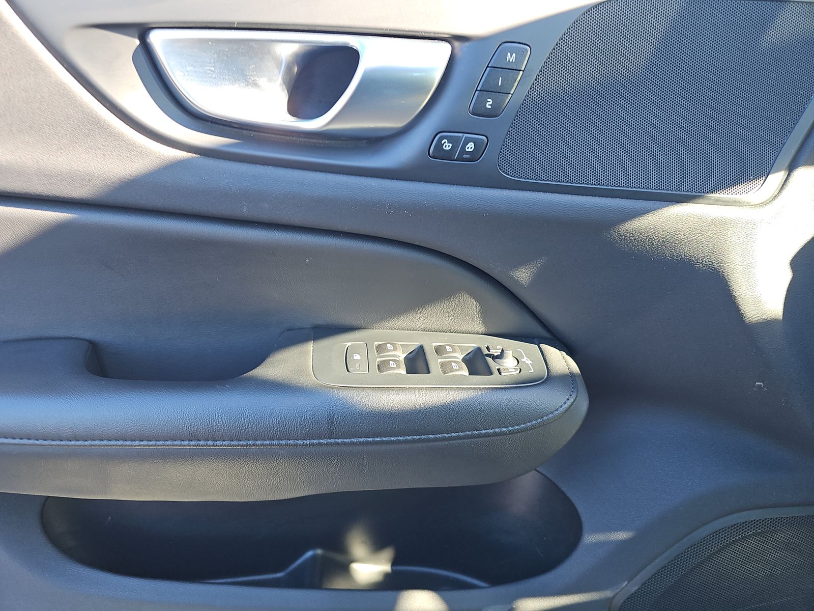 2024 Volvo S60 B5 Core AWD