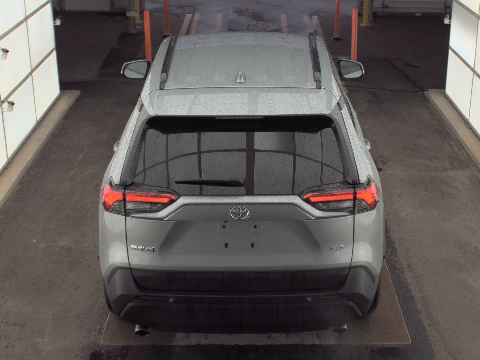 2025 Toyota RAV4 XLE FWD