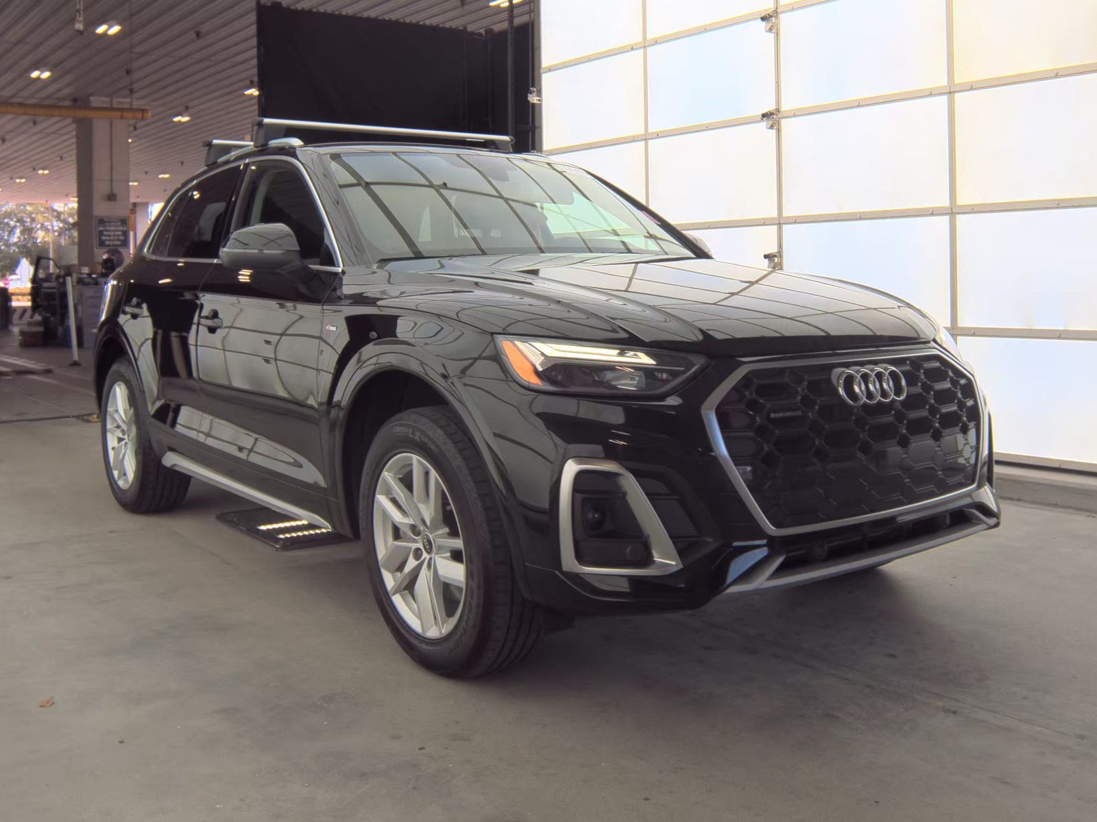 2023 Audi Q5 S line Premium AWD