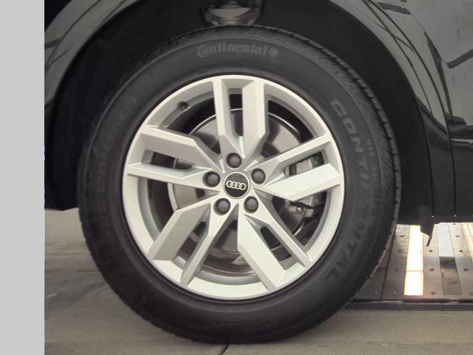 2023 Audi Q5 S line Premium AWD