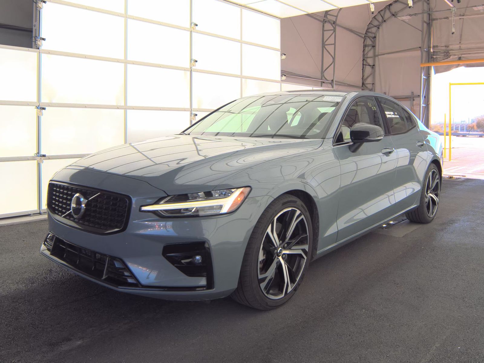 2024 Volvo S60 B5 Core AWD