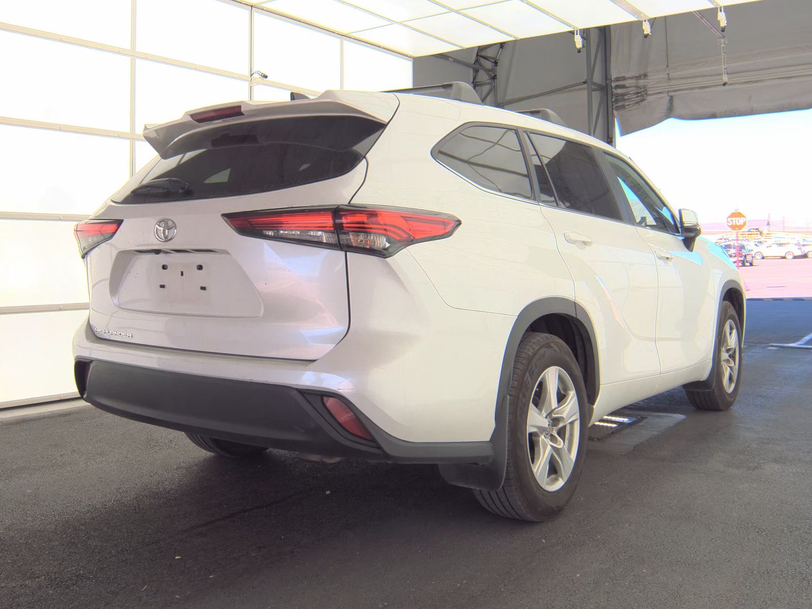 2023 Toyota Highlander L FWD