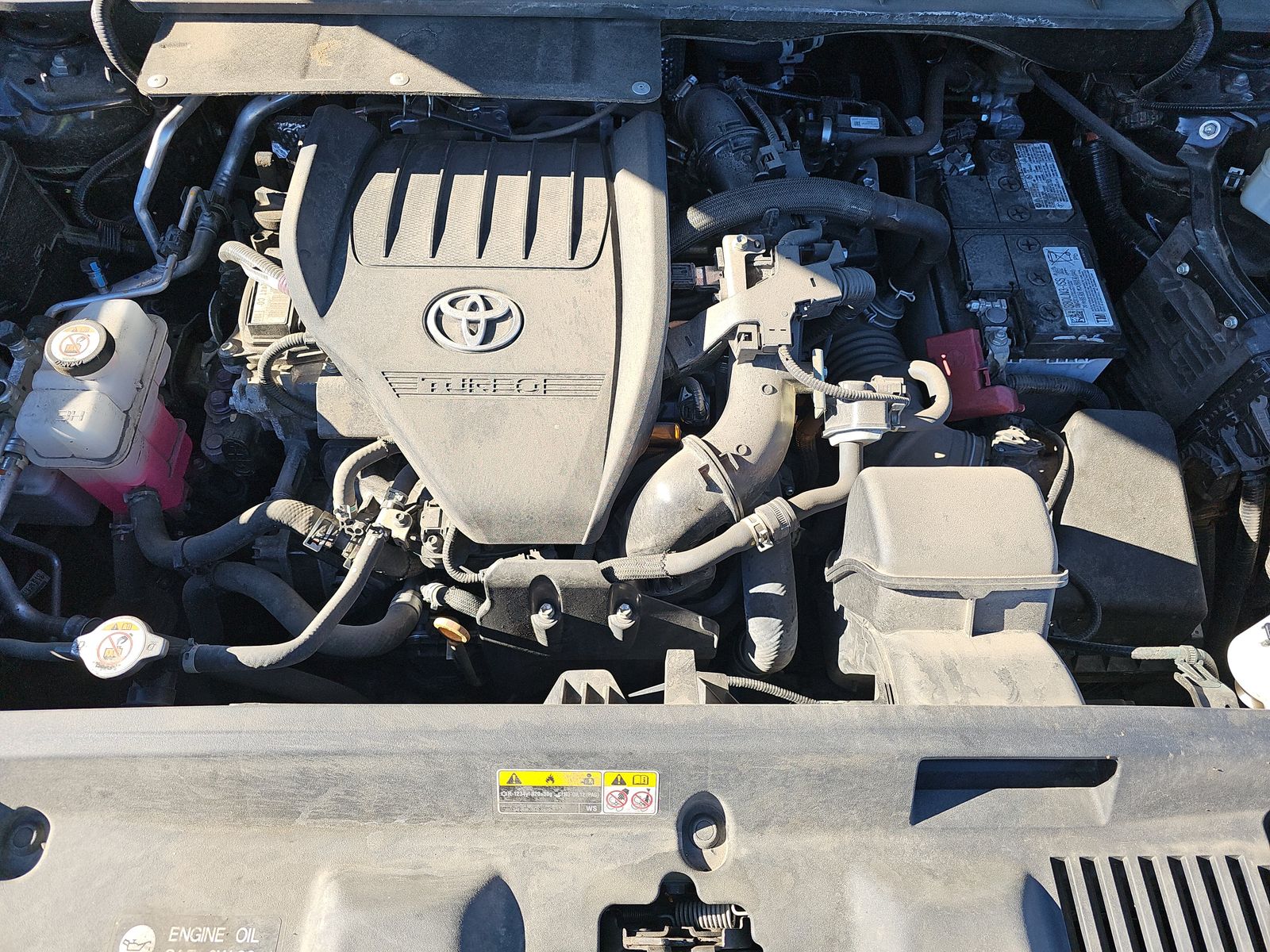 2023 Toyota Highlander LE FWD