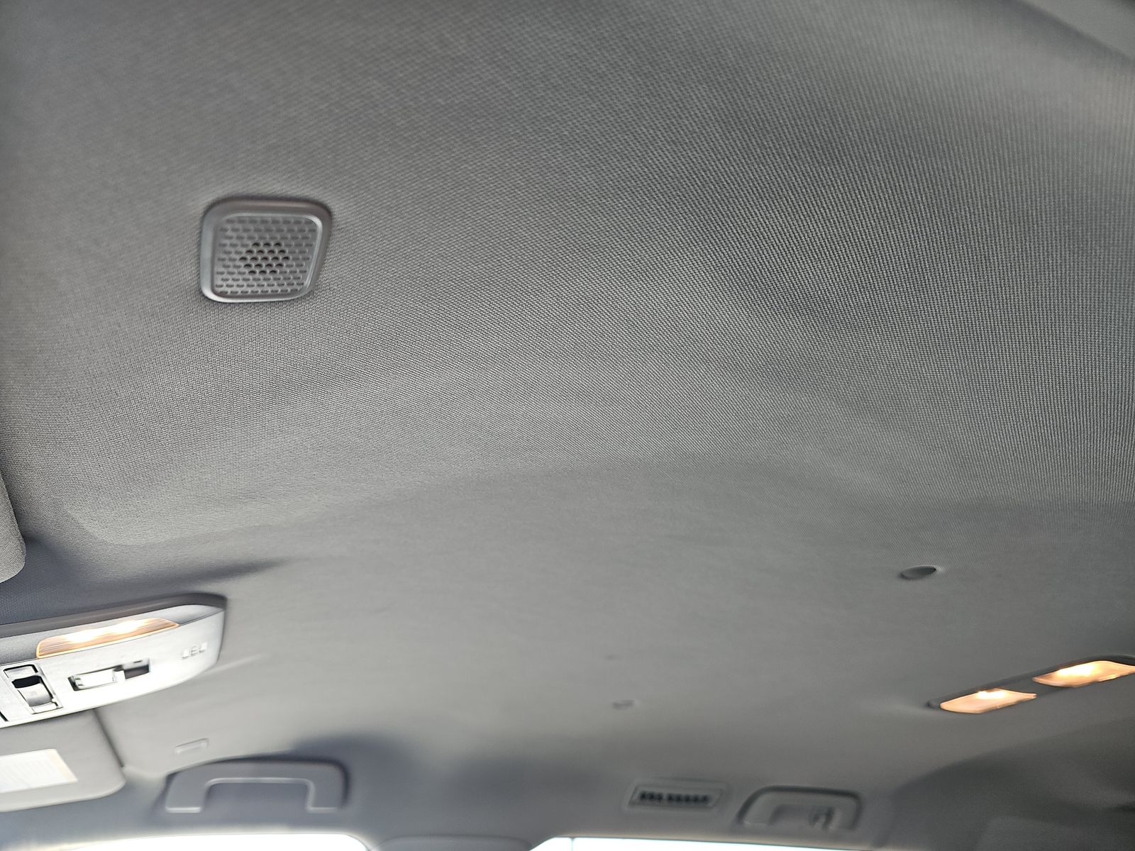 2023 Toyota Highlander LE FWD