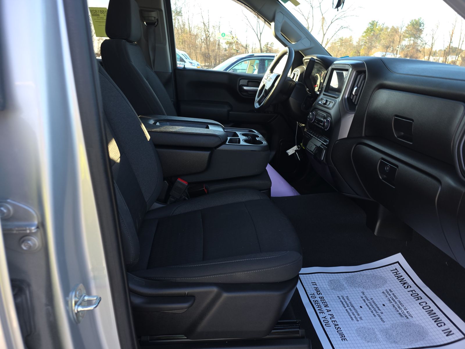 2022 Chevrolet Silverado 1500 Custom AWD