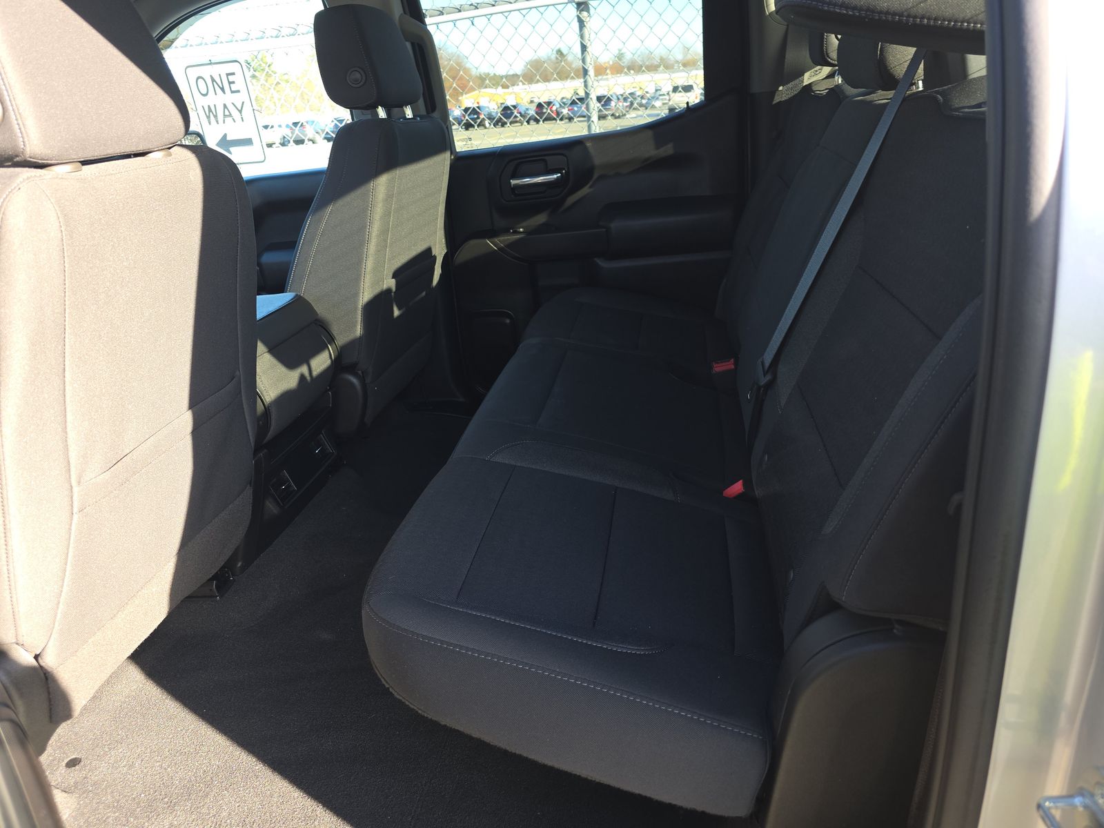 2022 Chevrolet Silverado 1500 Custom AWD