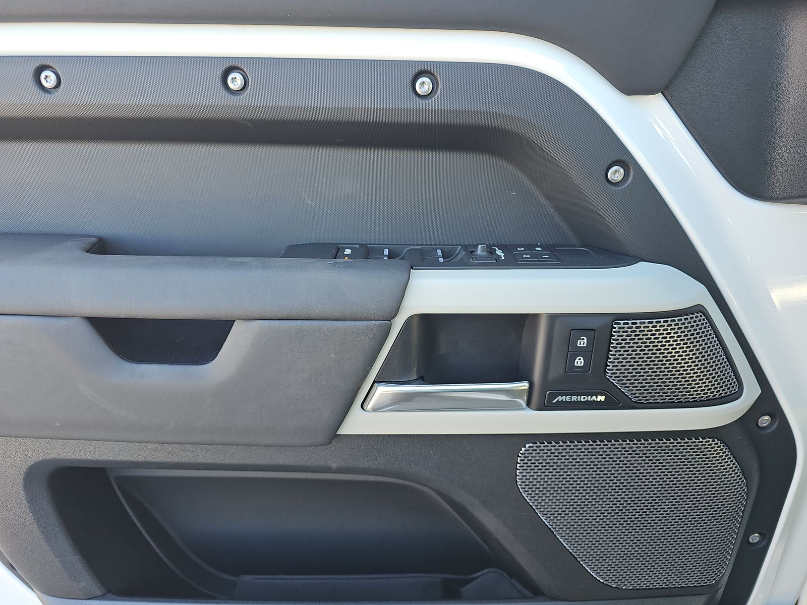 2024 Land Rover Defender 110 S AWD