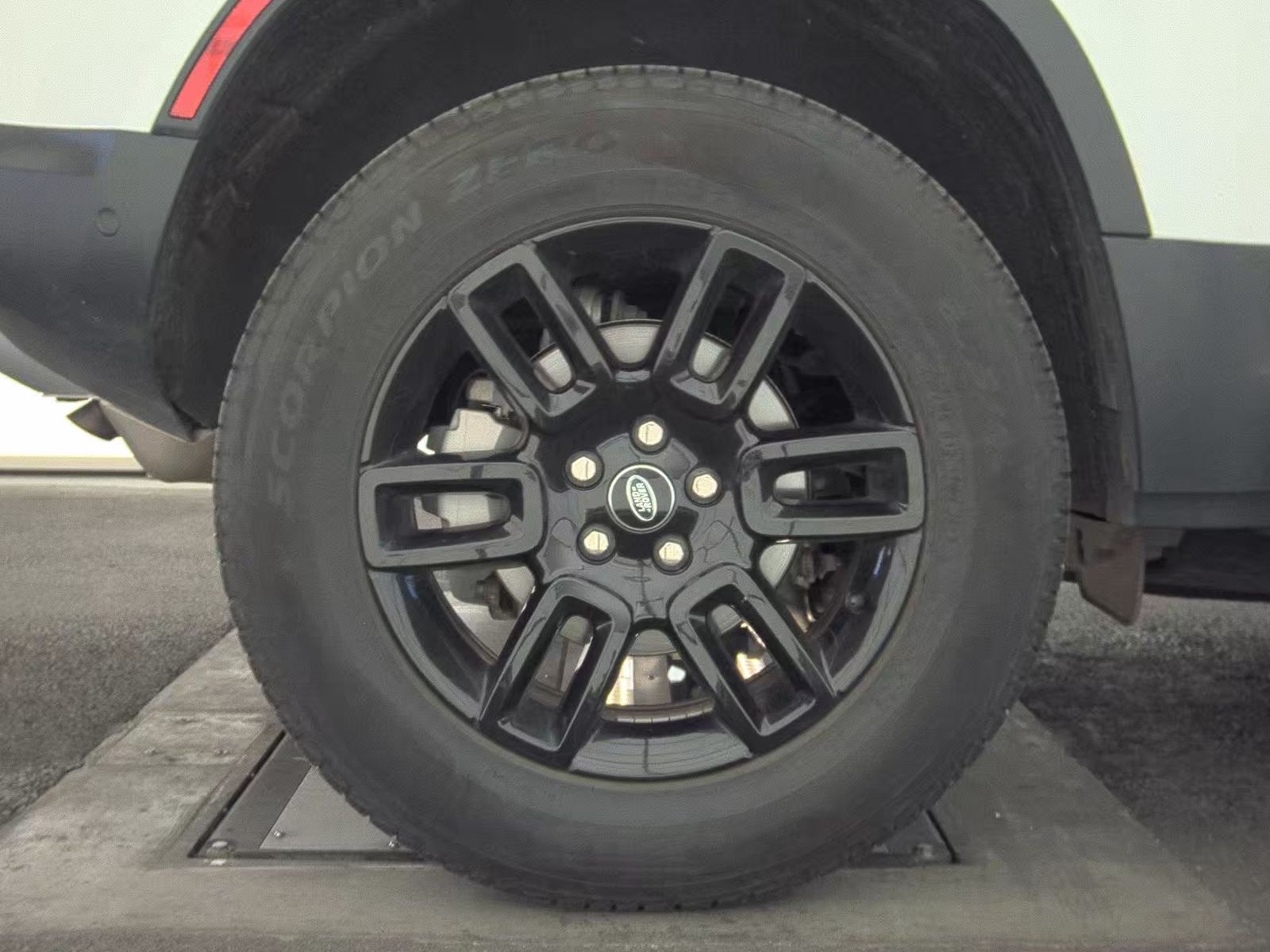 2024 Land Rover Defender 110 S AWD