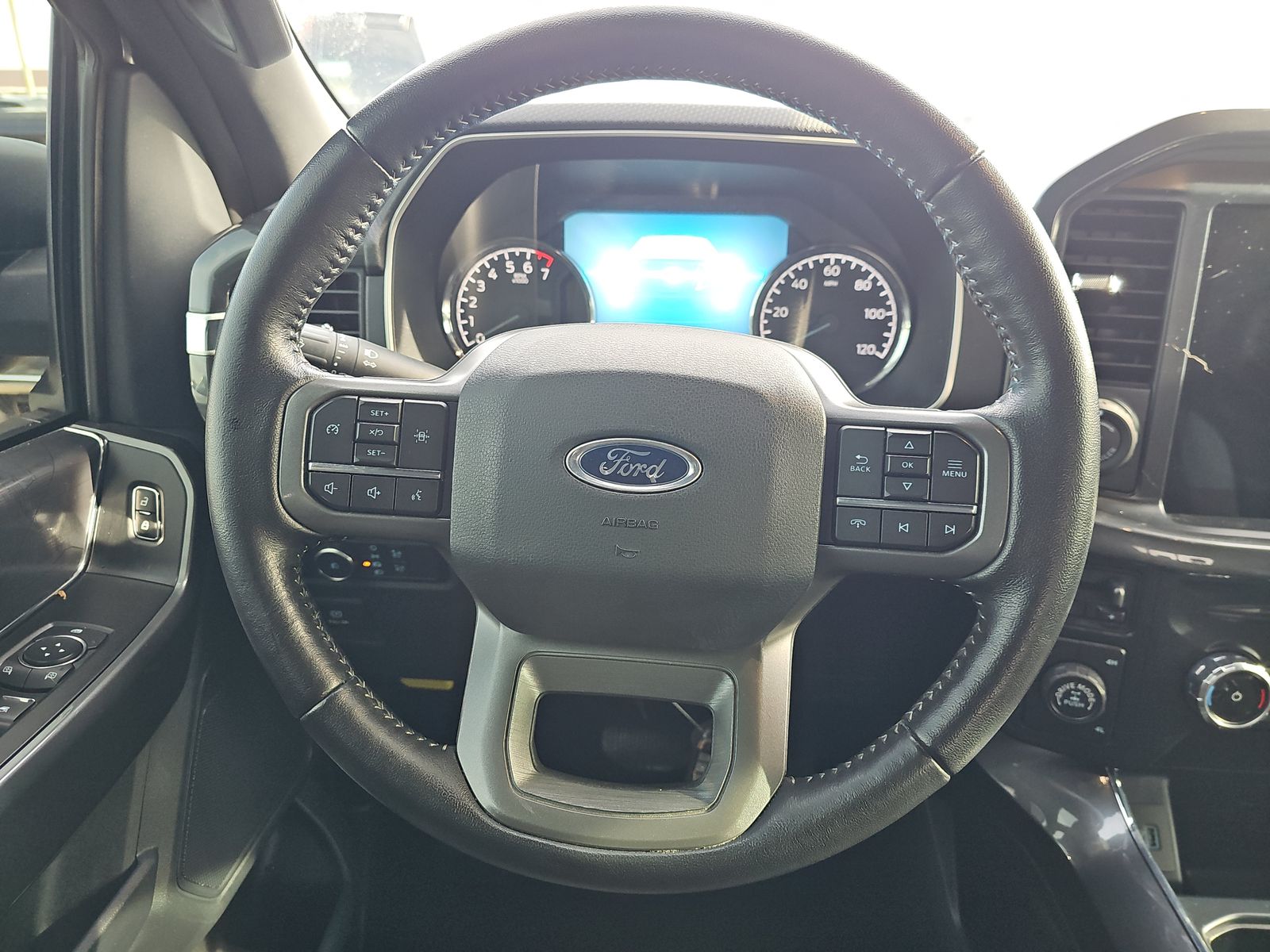2022 Ford F-150 Hybrid XLT AWD