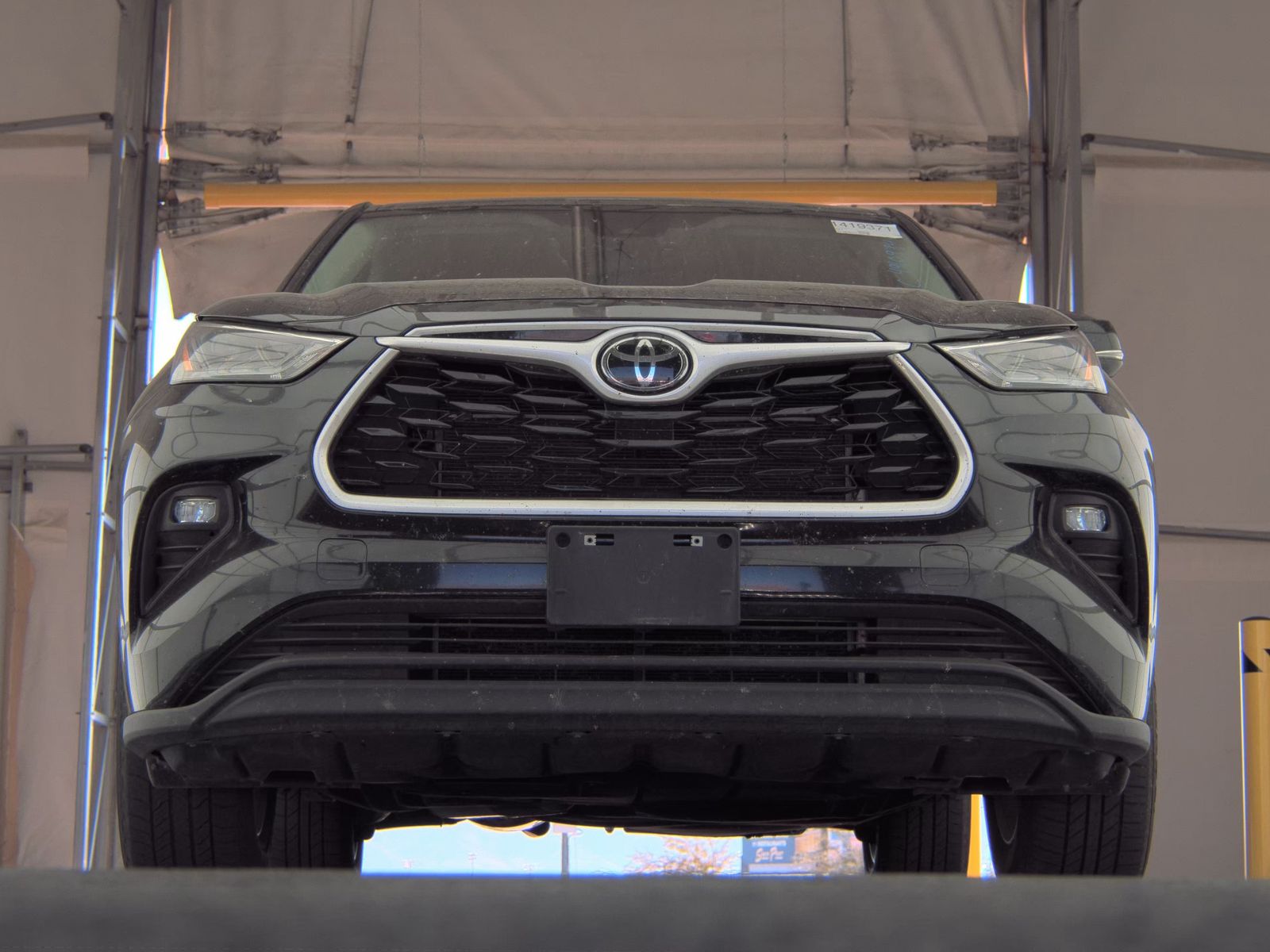 2023 Toyota Highlander LE FWD