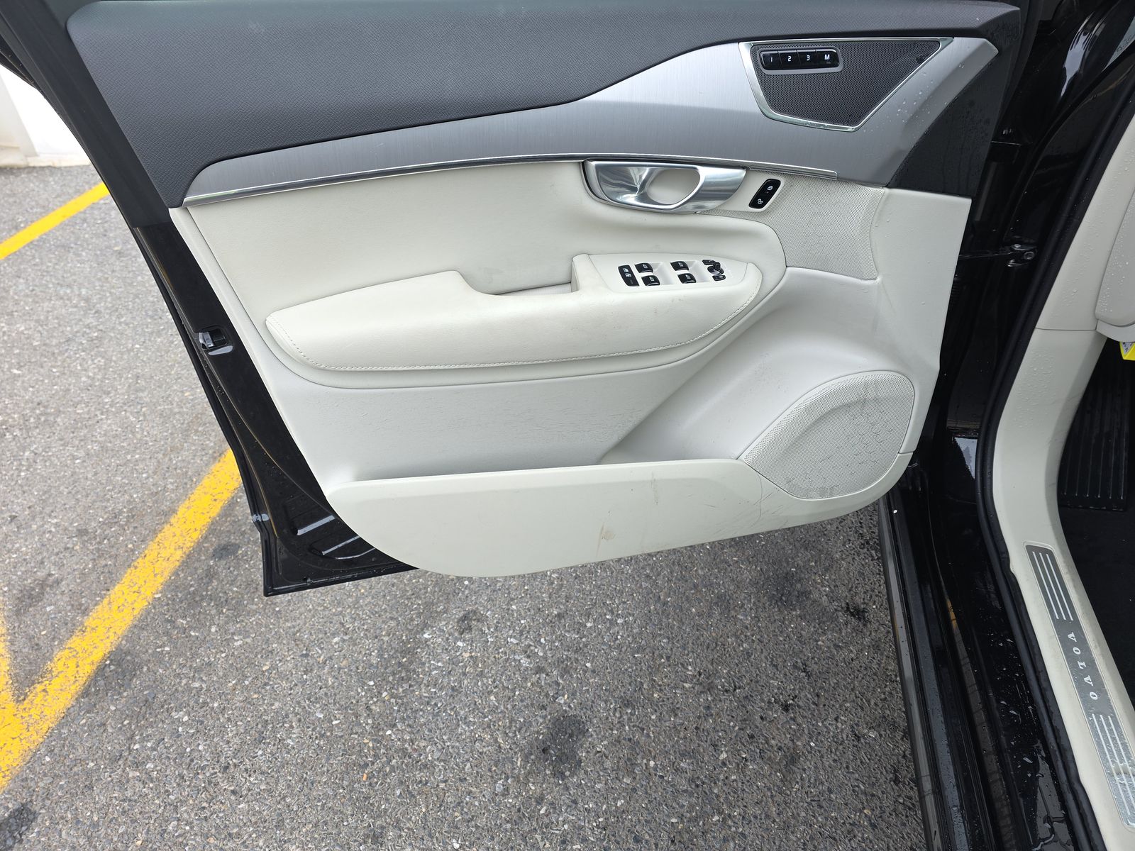 2024 Volvo XC90 B5 Core AWD