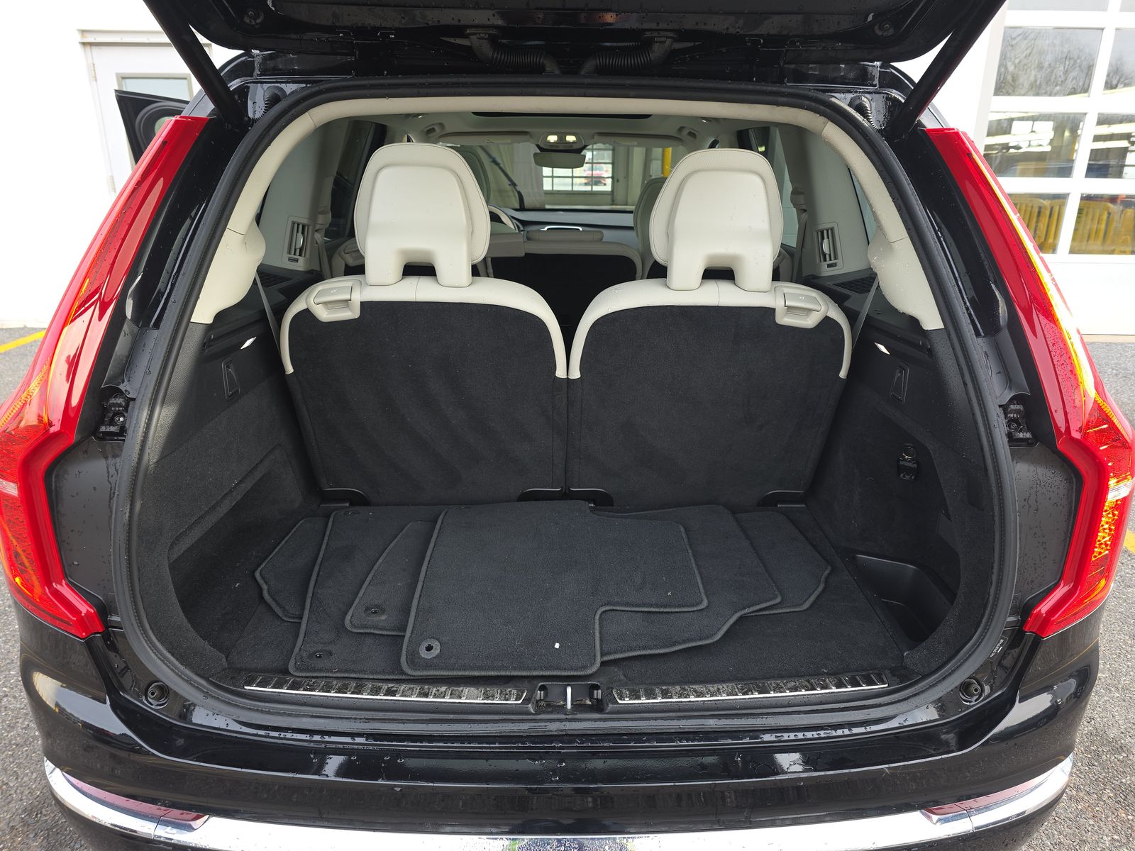 2024 Volvo XC90 B5 Core AWD