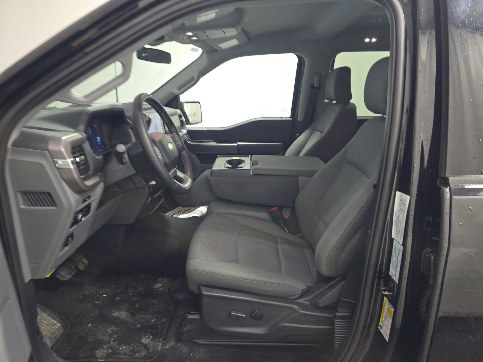 2025 Ford F-150 XLT AWD