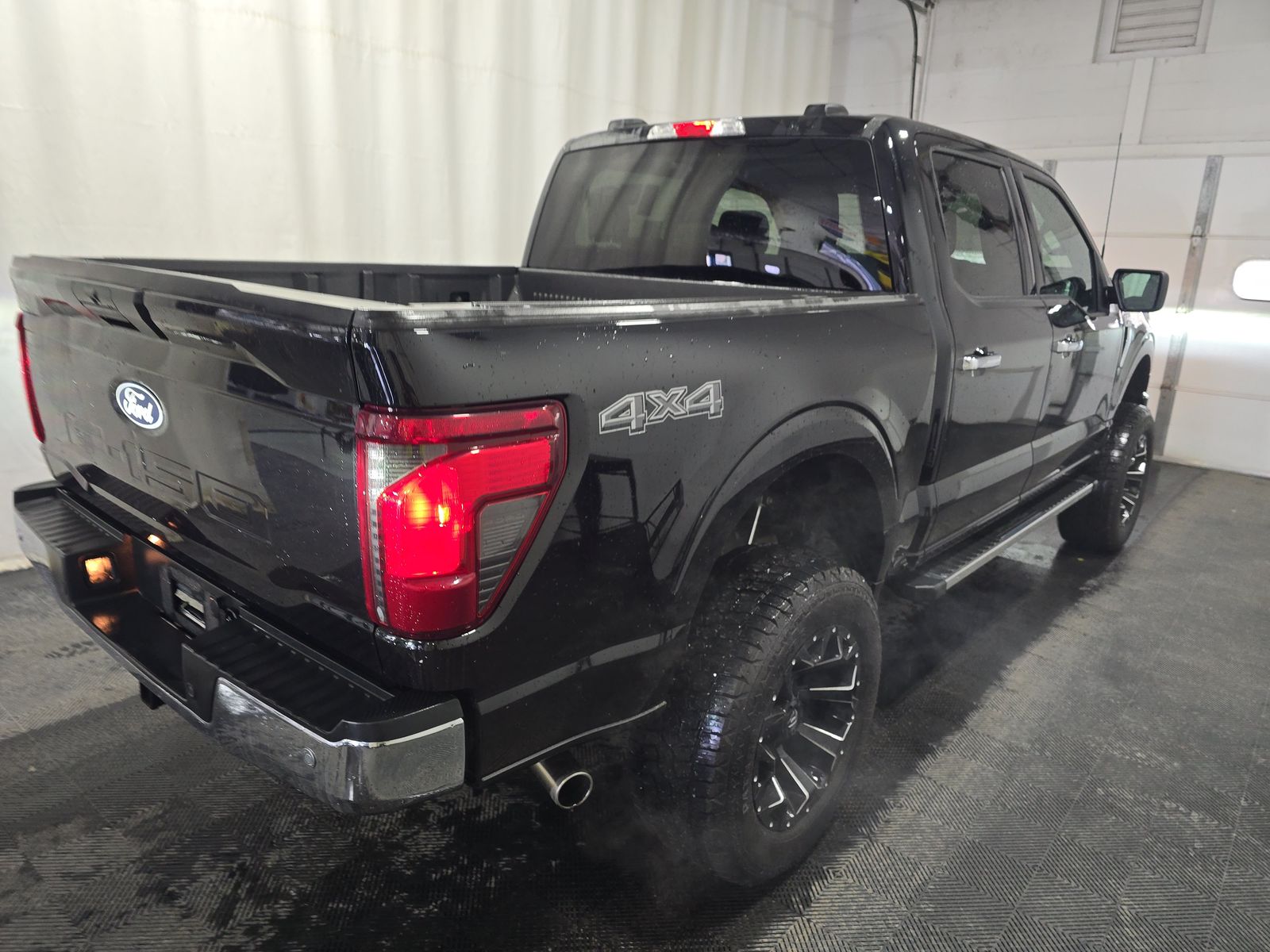 2025 Ford F-150 XLT AWD
