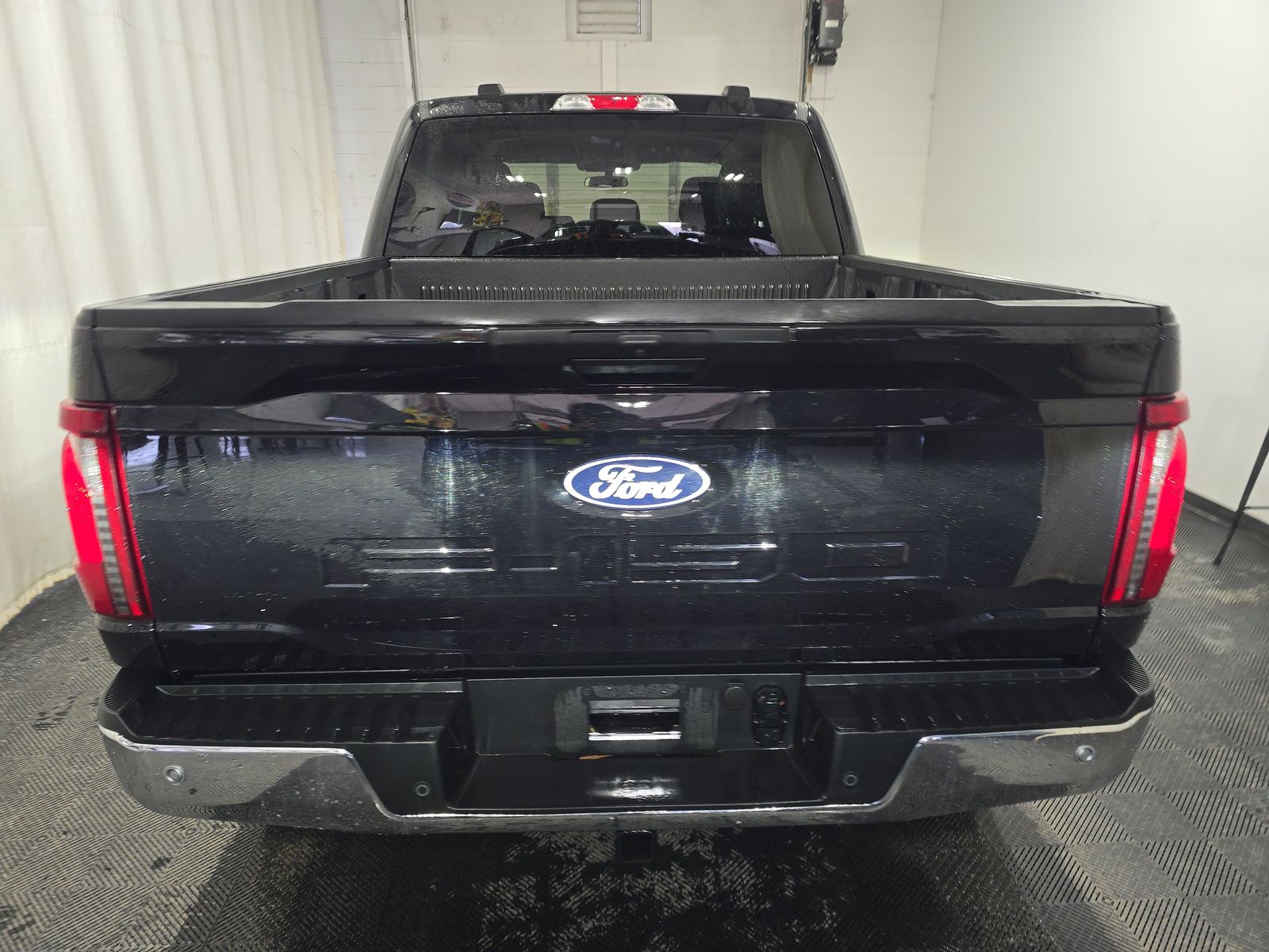 2025 Ford F-150 XLT AWD