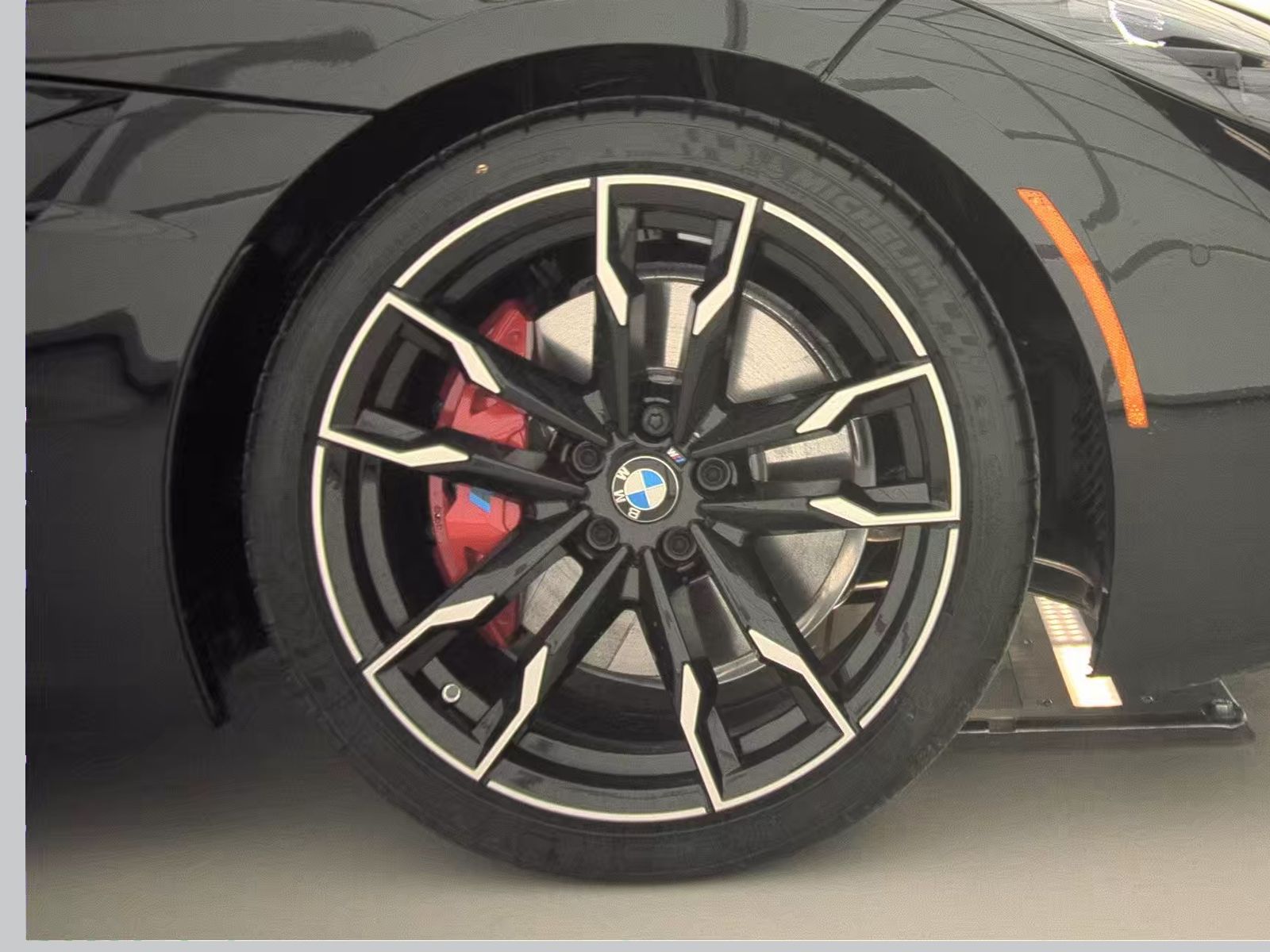 2025 BMW Z4 M40i RWD