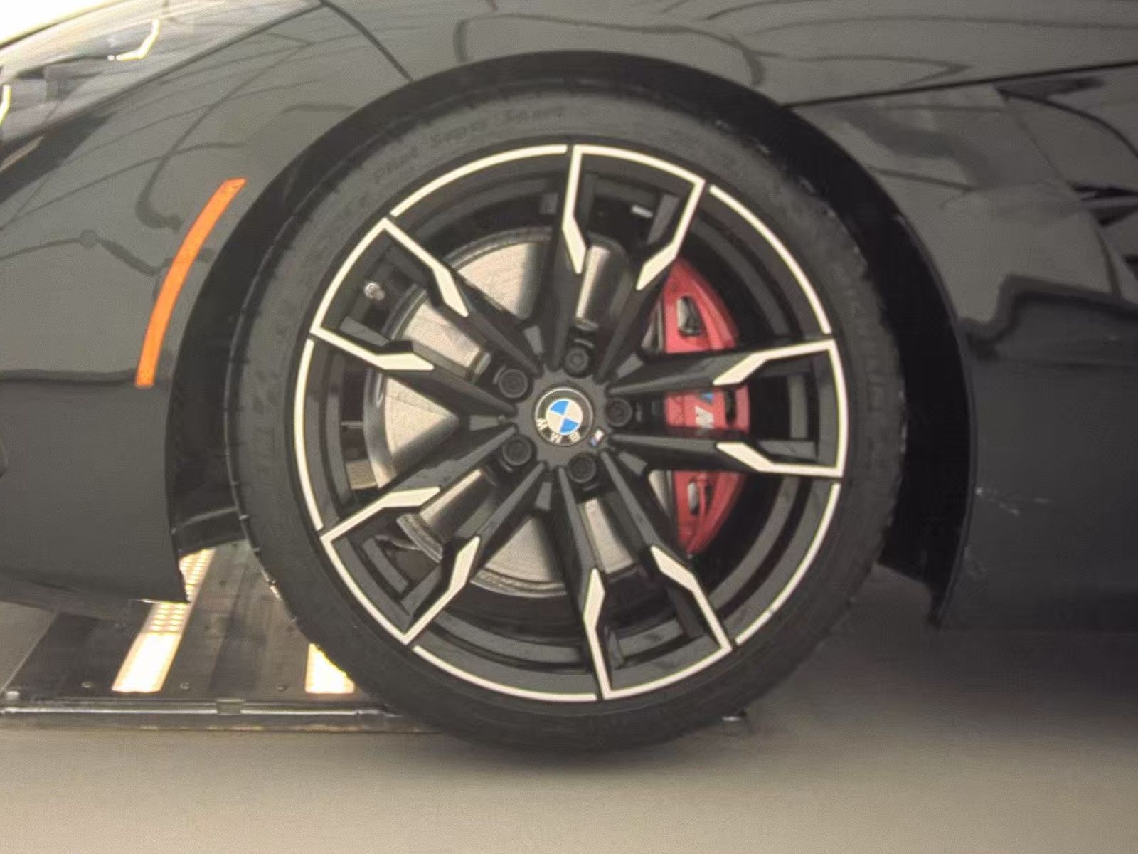 2025 BMW Z4 M40i RWD