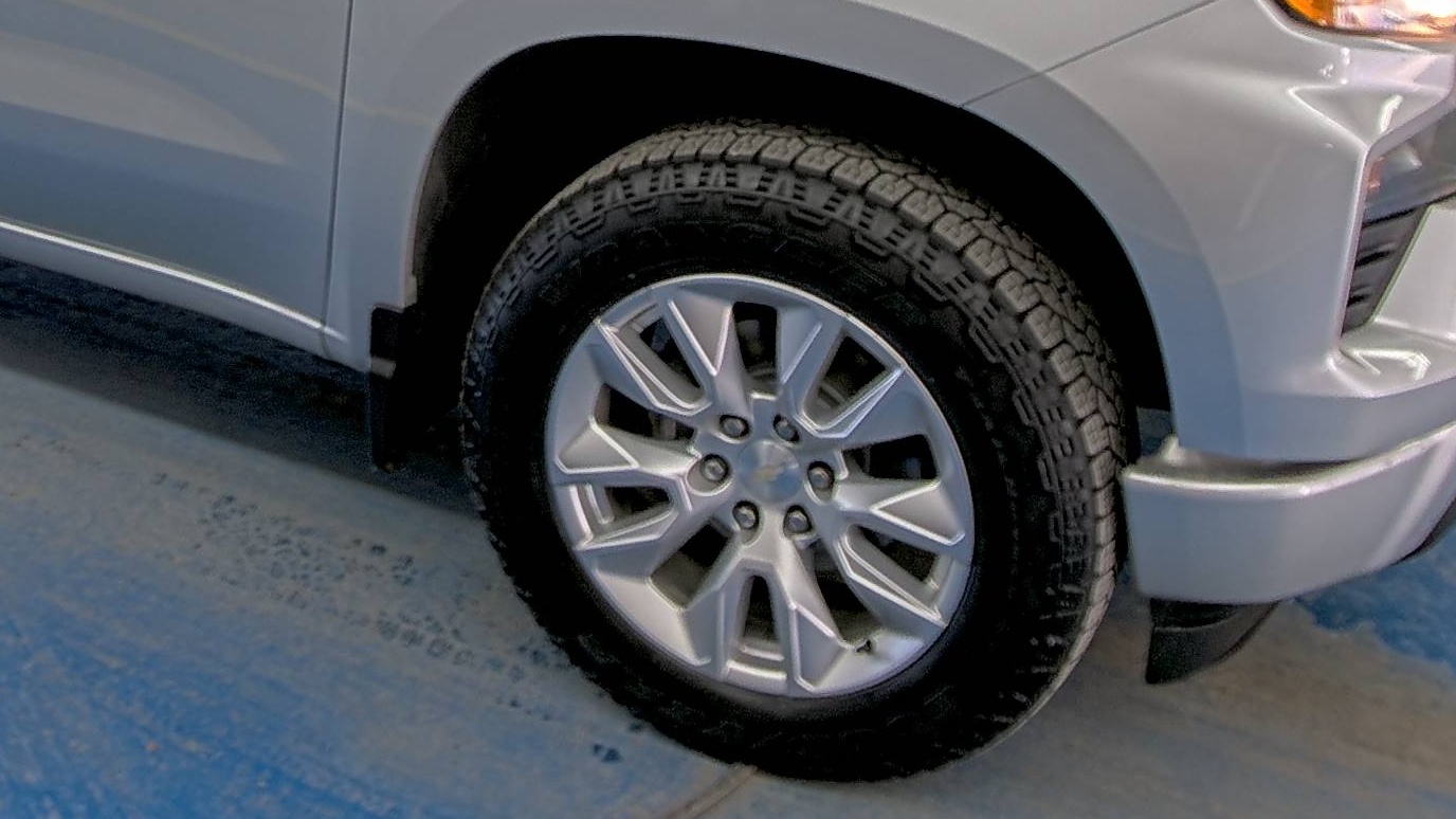 2022 Chevrolet Silverado 1500 Custom AWD