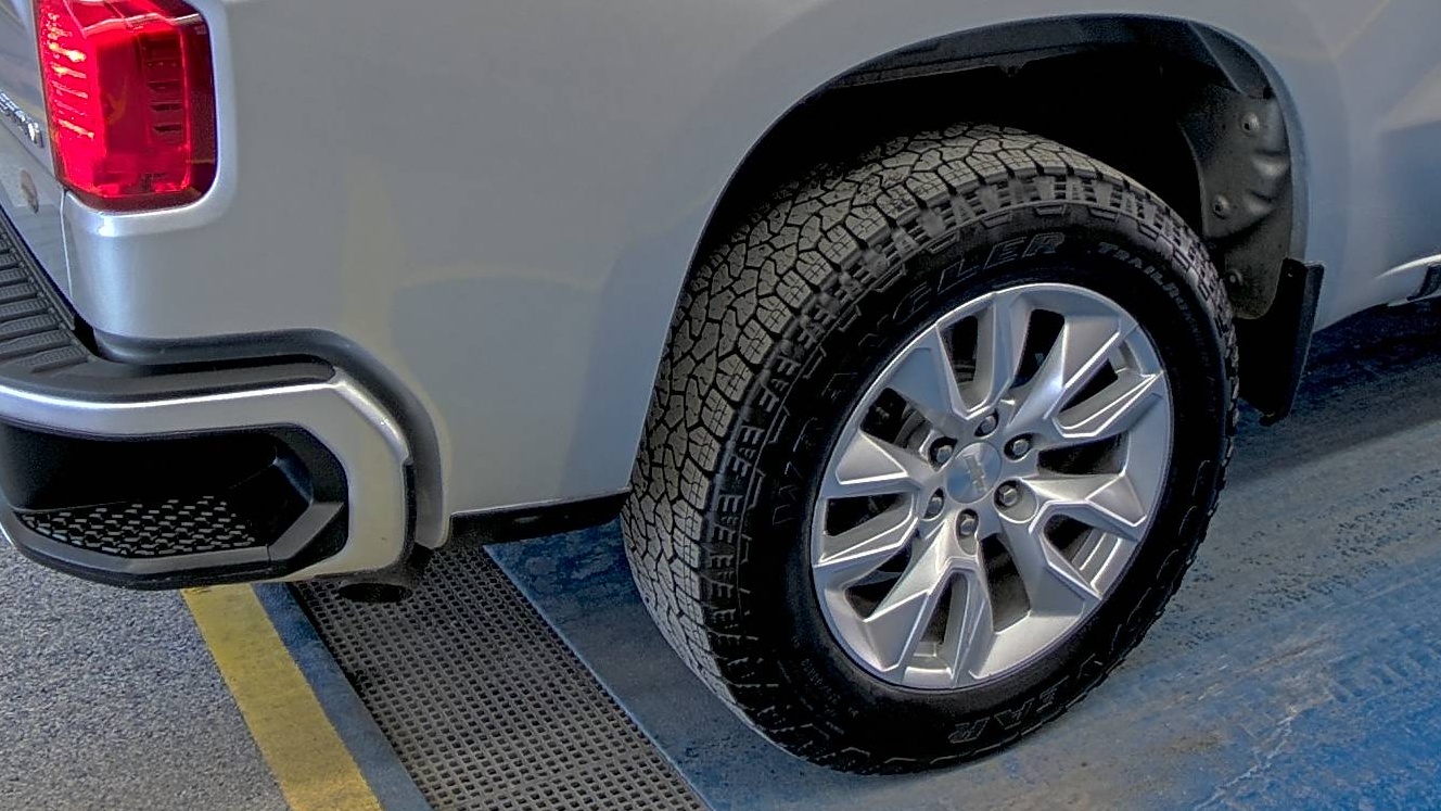 2022 Chevrolet Silverado 1500 Custom AWD