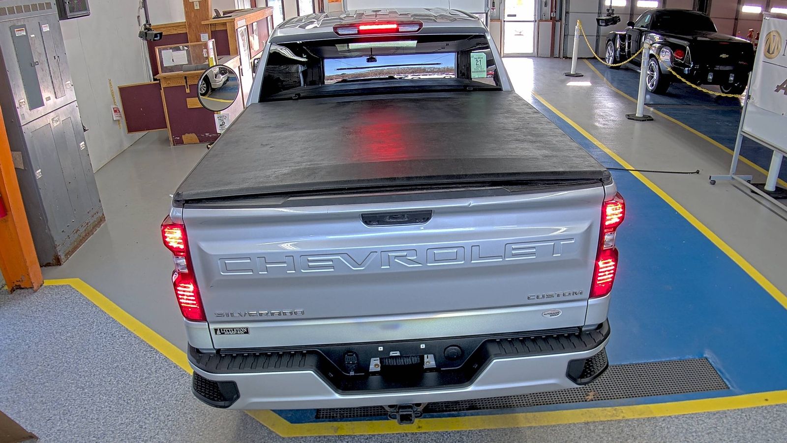 2022 Chevrolet Silverado 1500 Custom AWD